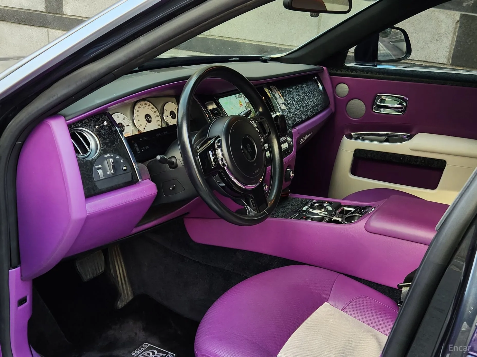 Rolls-Royce Ghost превью 8