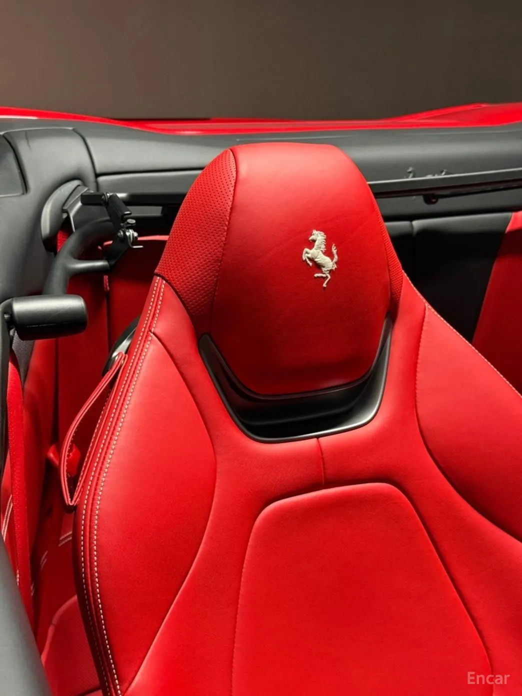 Ferrari Portofino превью 12