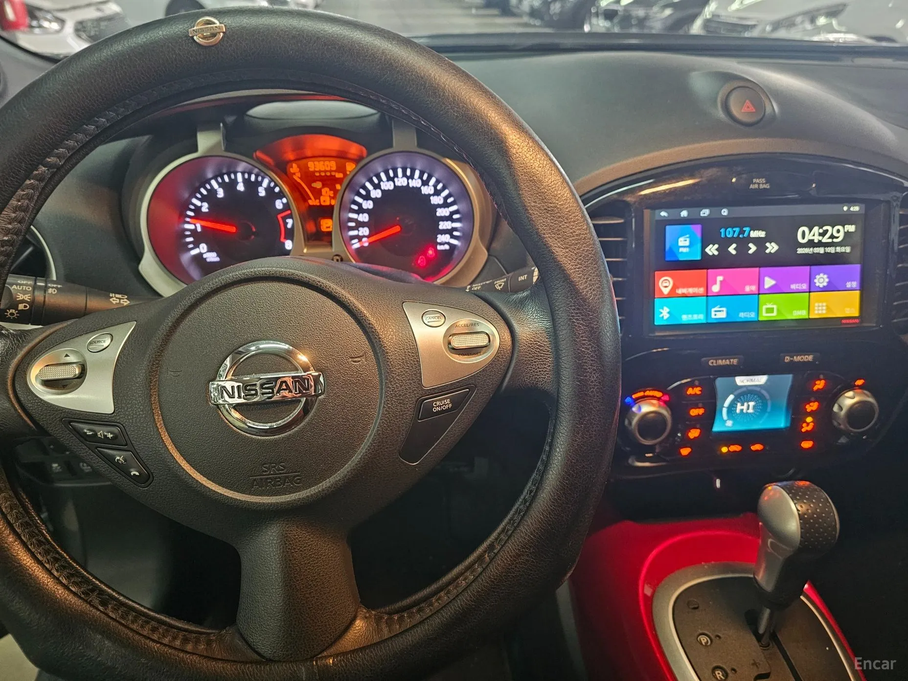 Nissan Juke превью 11
