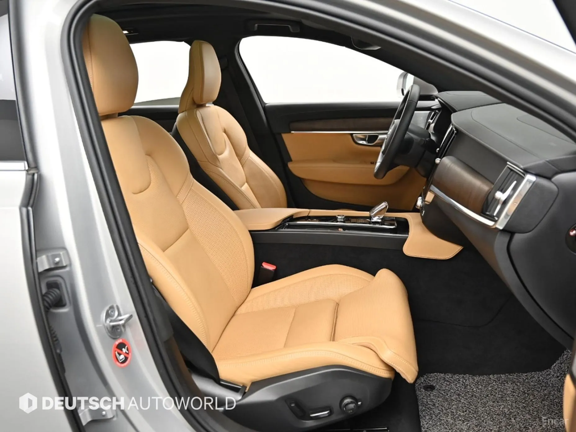 Volvo S90 превью 10