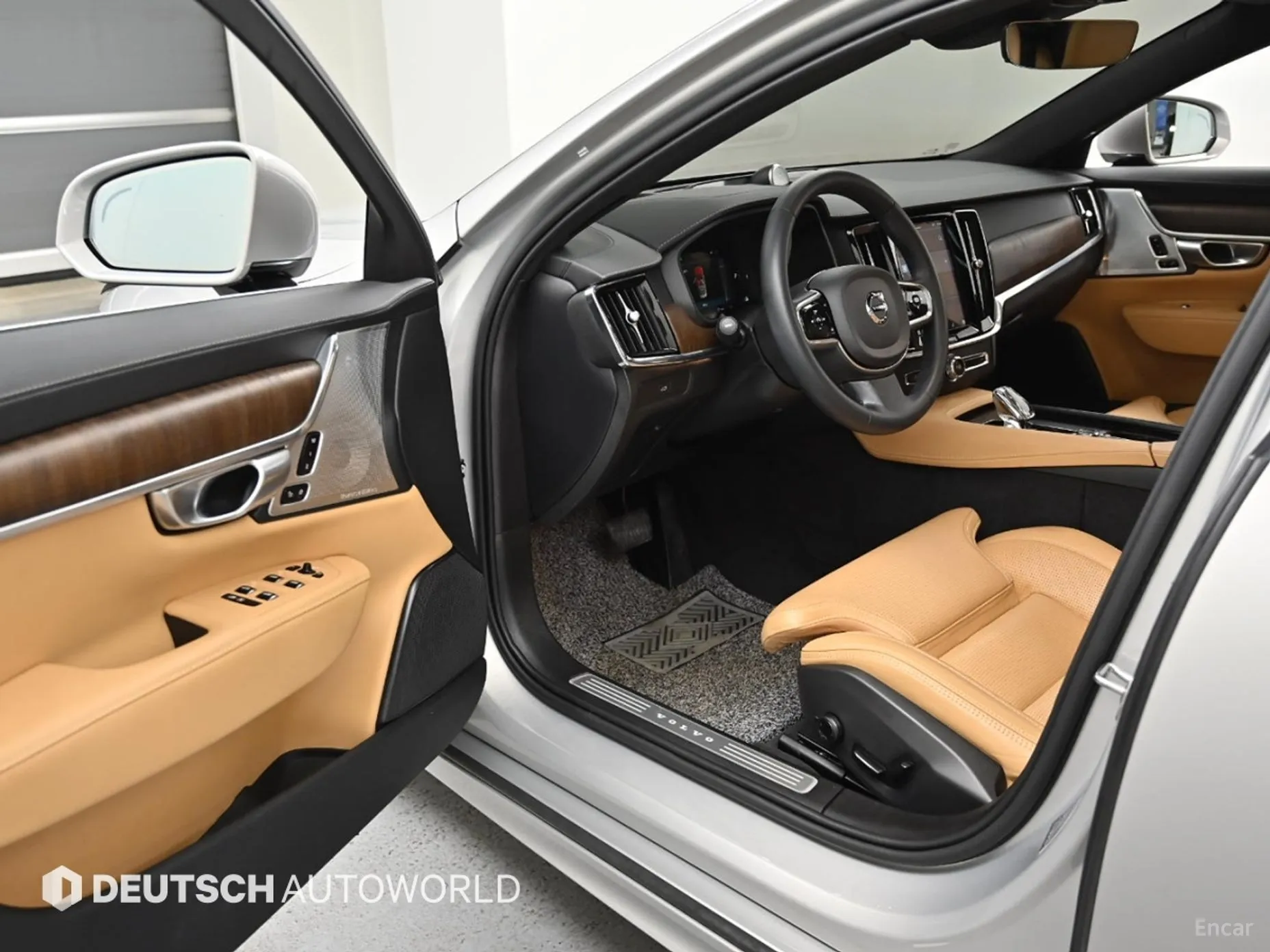 Volvo S90 превью 11