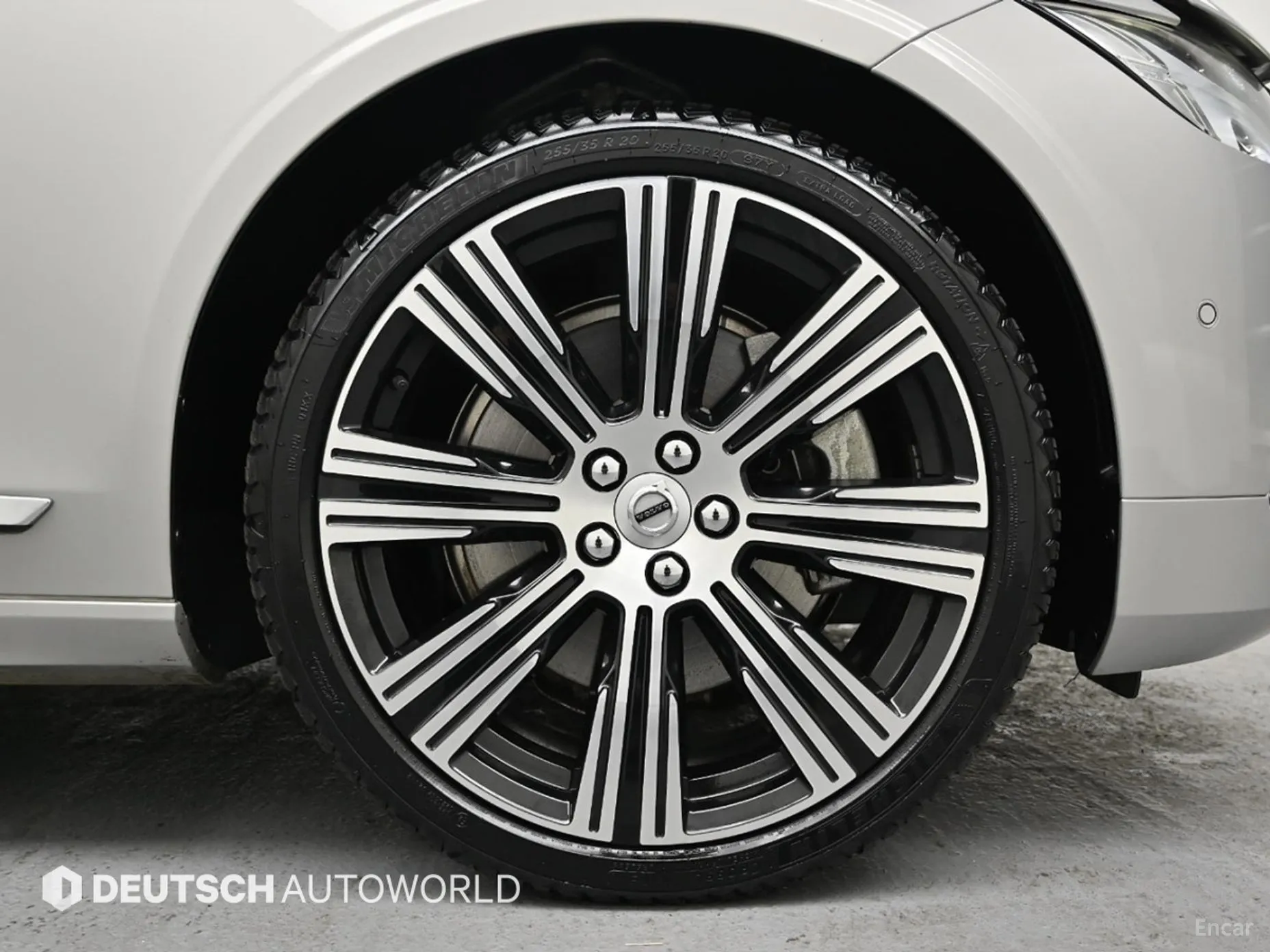 Volvo S90 превью 5