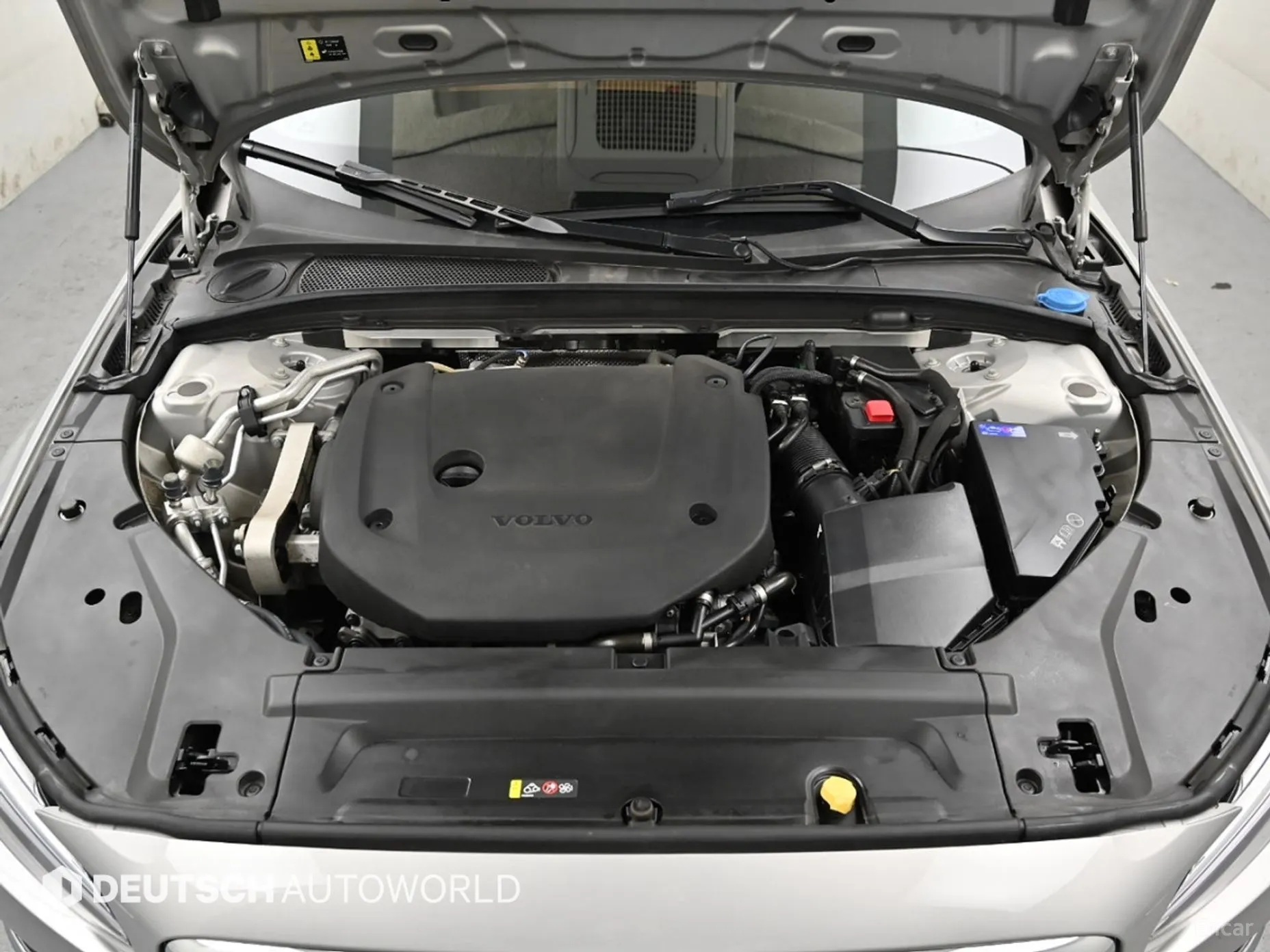 Volvo S90 превью 6