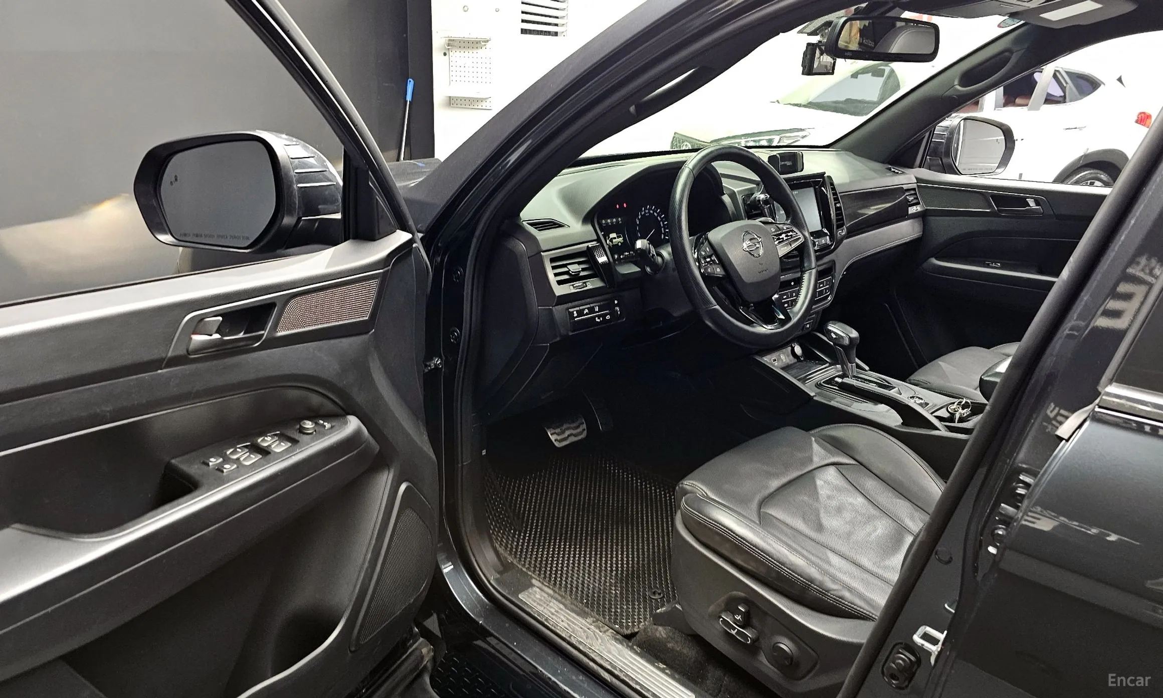 KG Mobility (SsangYong) Rexton Sports Khan превью 10