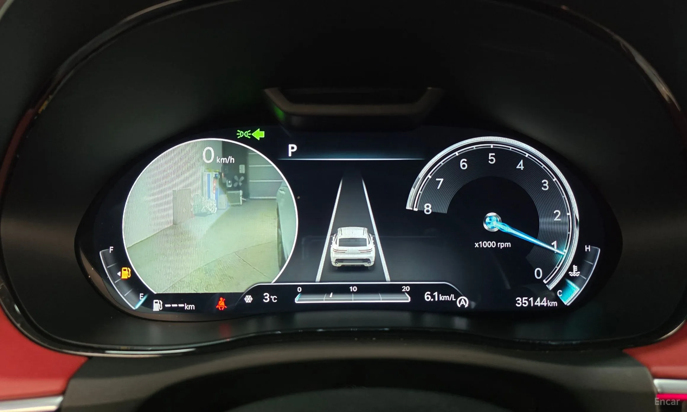 Genesis GV70 превью 8