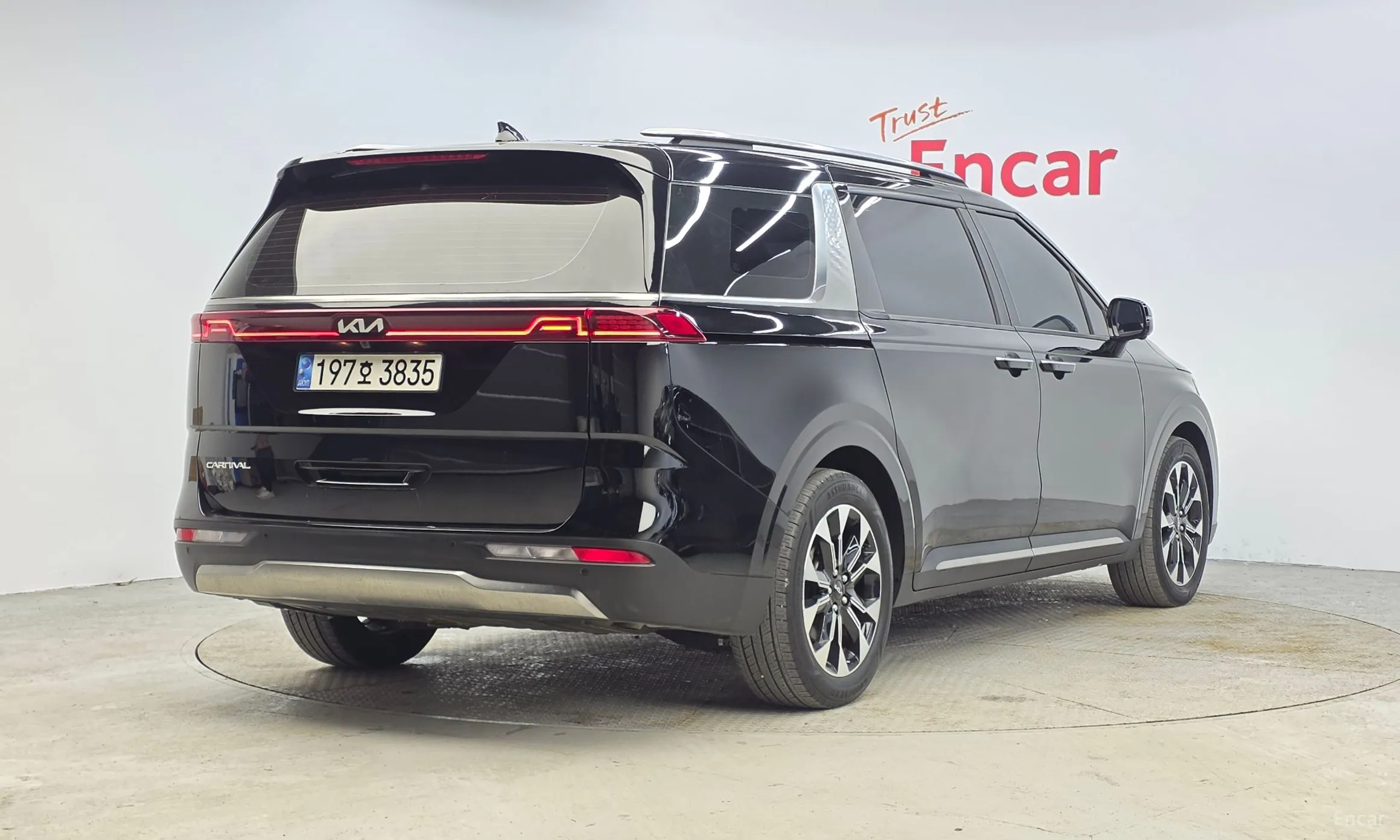 Kia Carnival Gen 4 превью 2