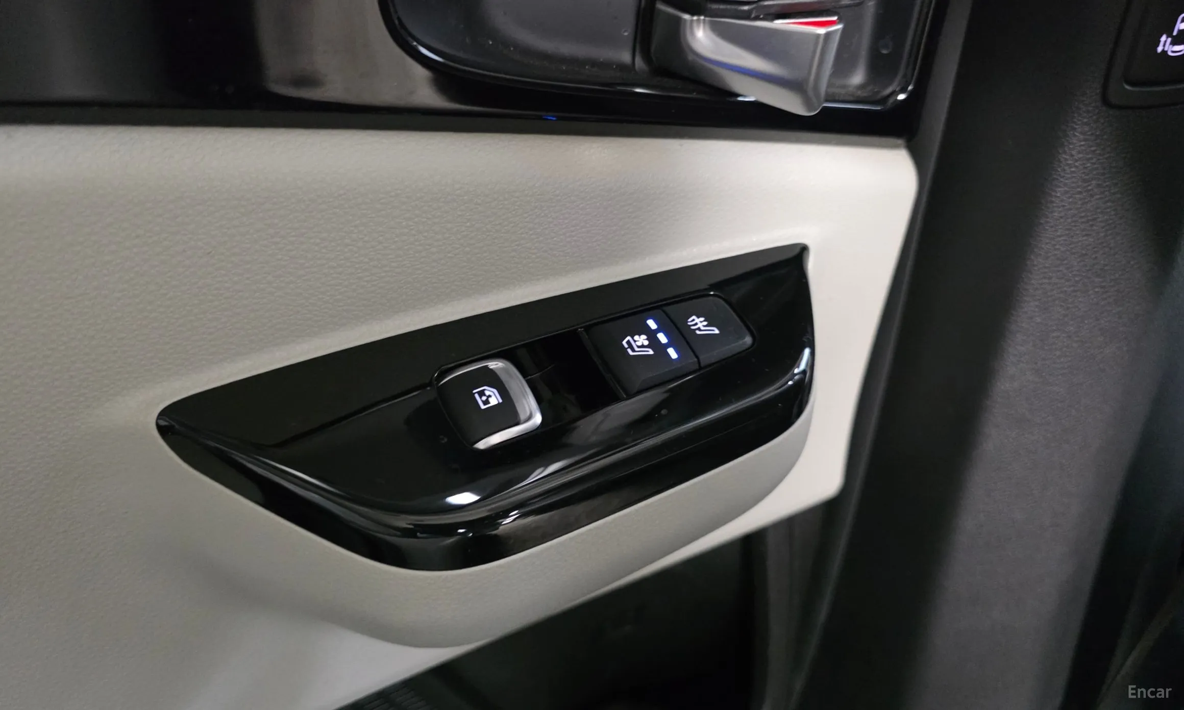 Kia Carnival Gen 4 превью 19