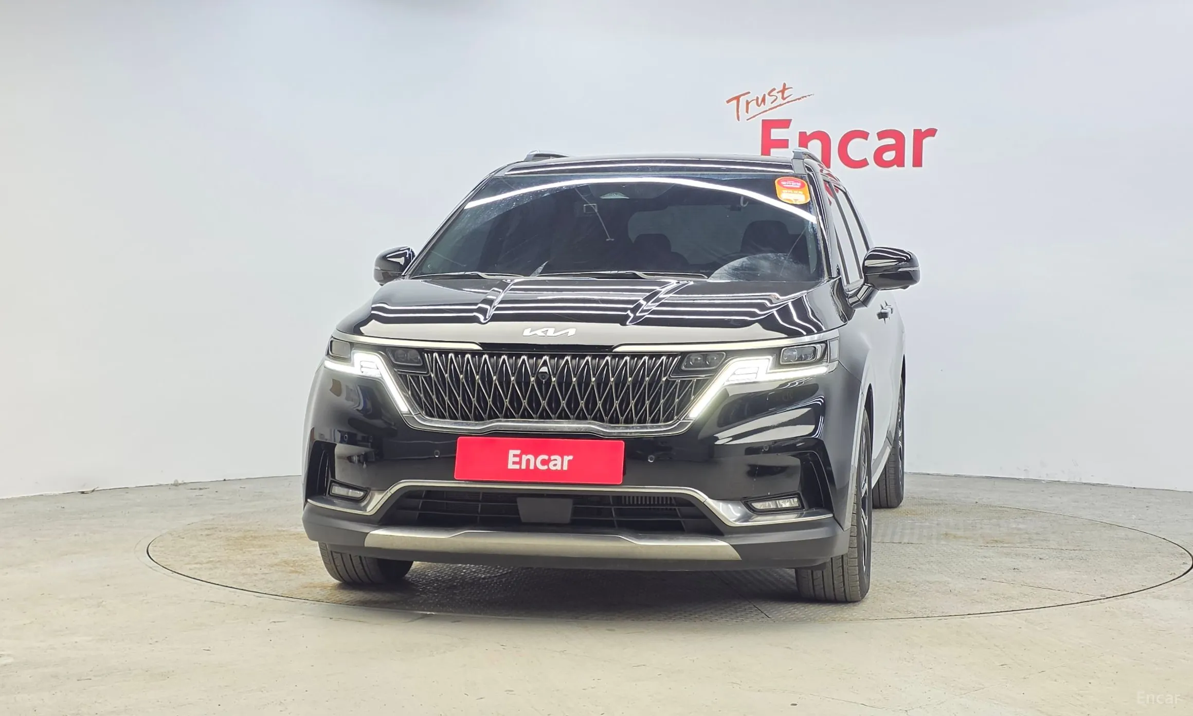 Kia Carnival Gen 4 превью 3