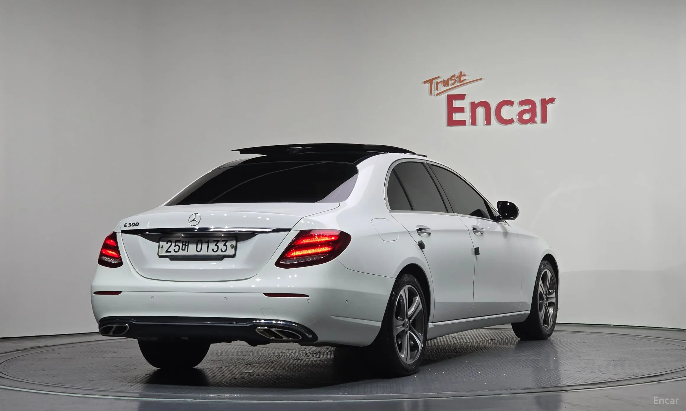 Mercedes Benz E-Class W213