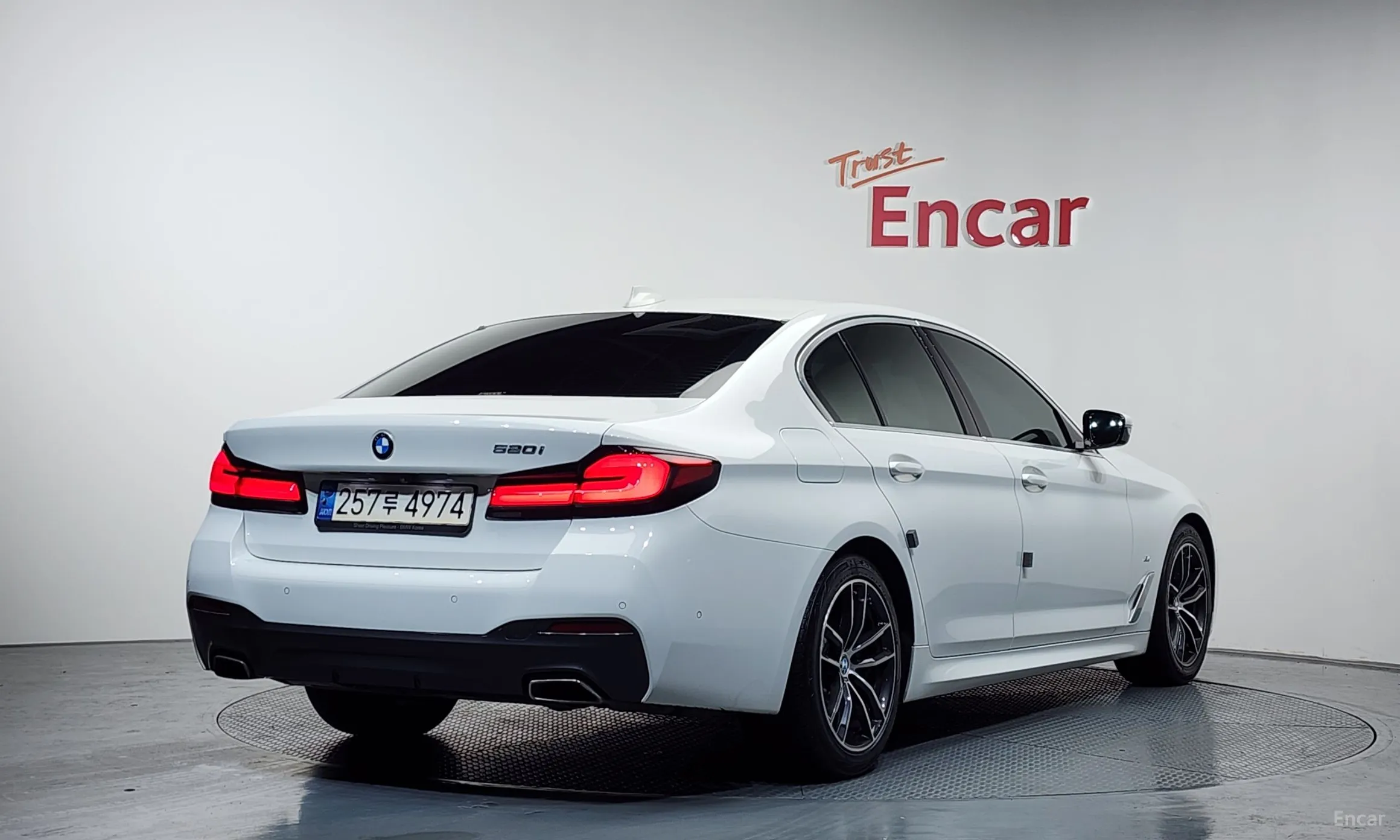 BMW 5 Series (G30)