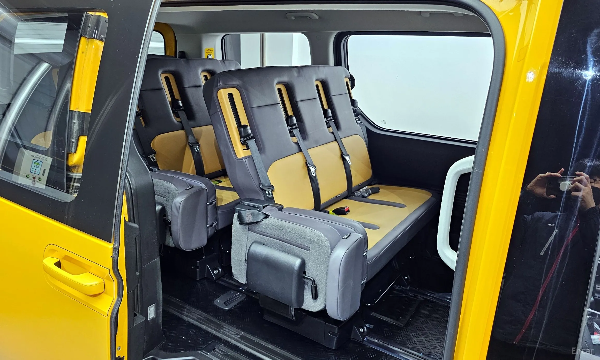 Hyundai Staria превью 12