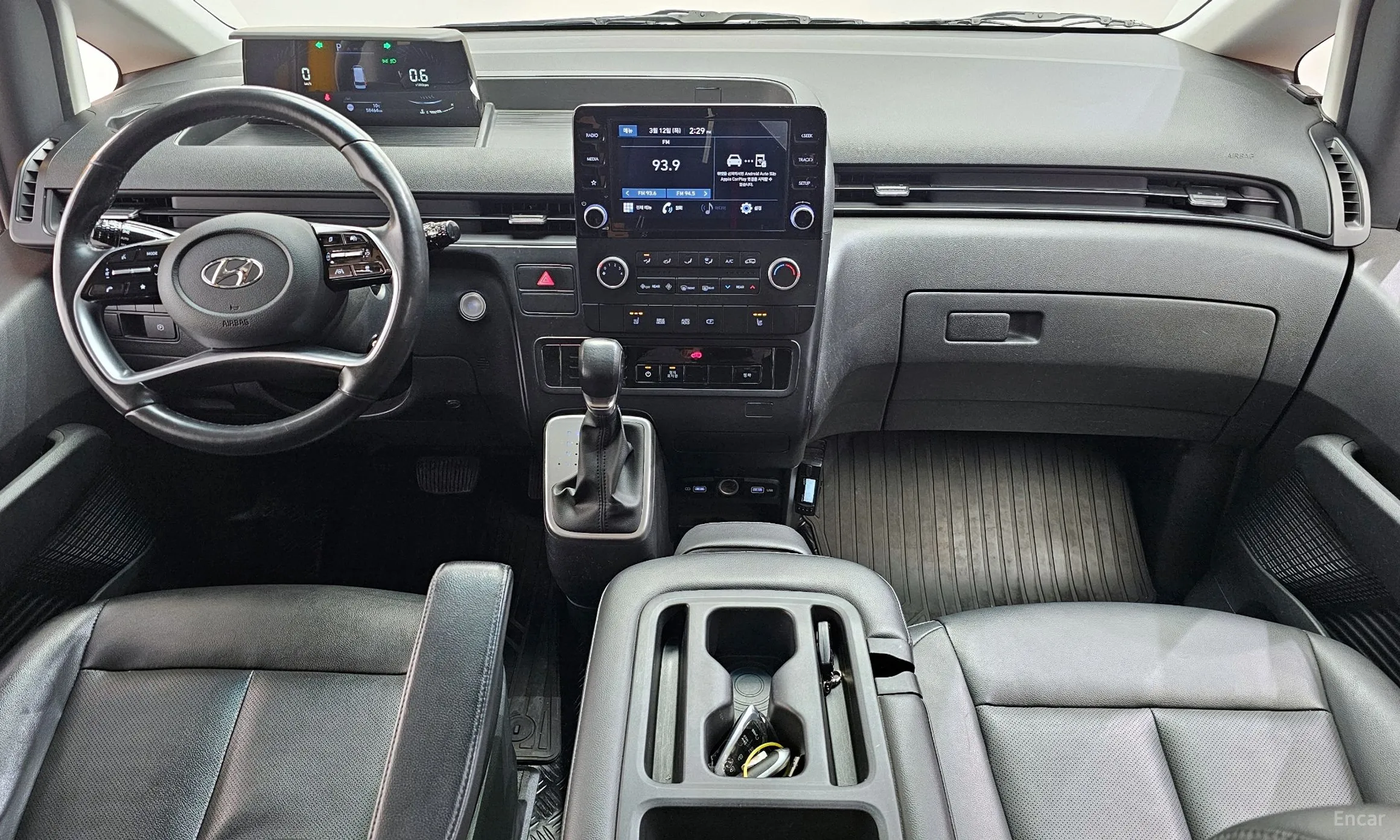 Hyundai Staria превью 7