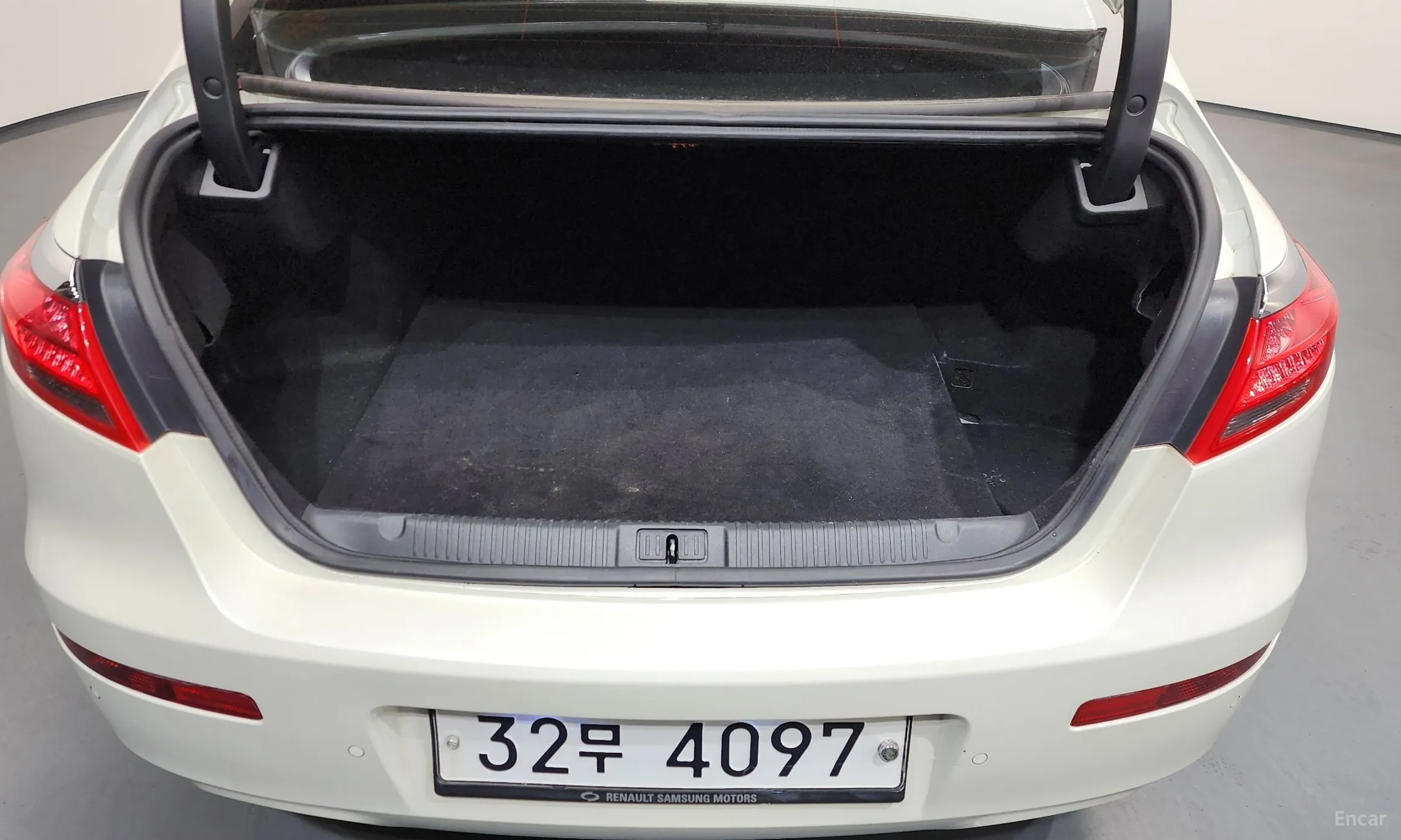 Renault Korea (Samsung) SM7 превью 20