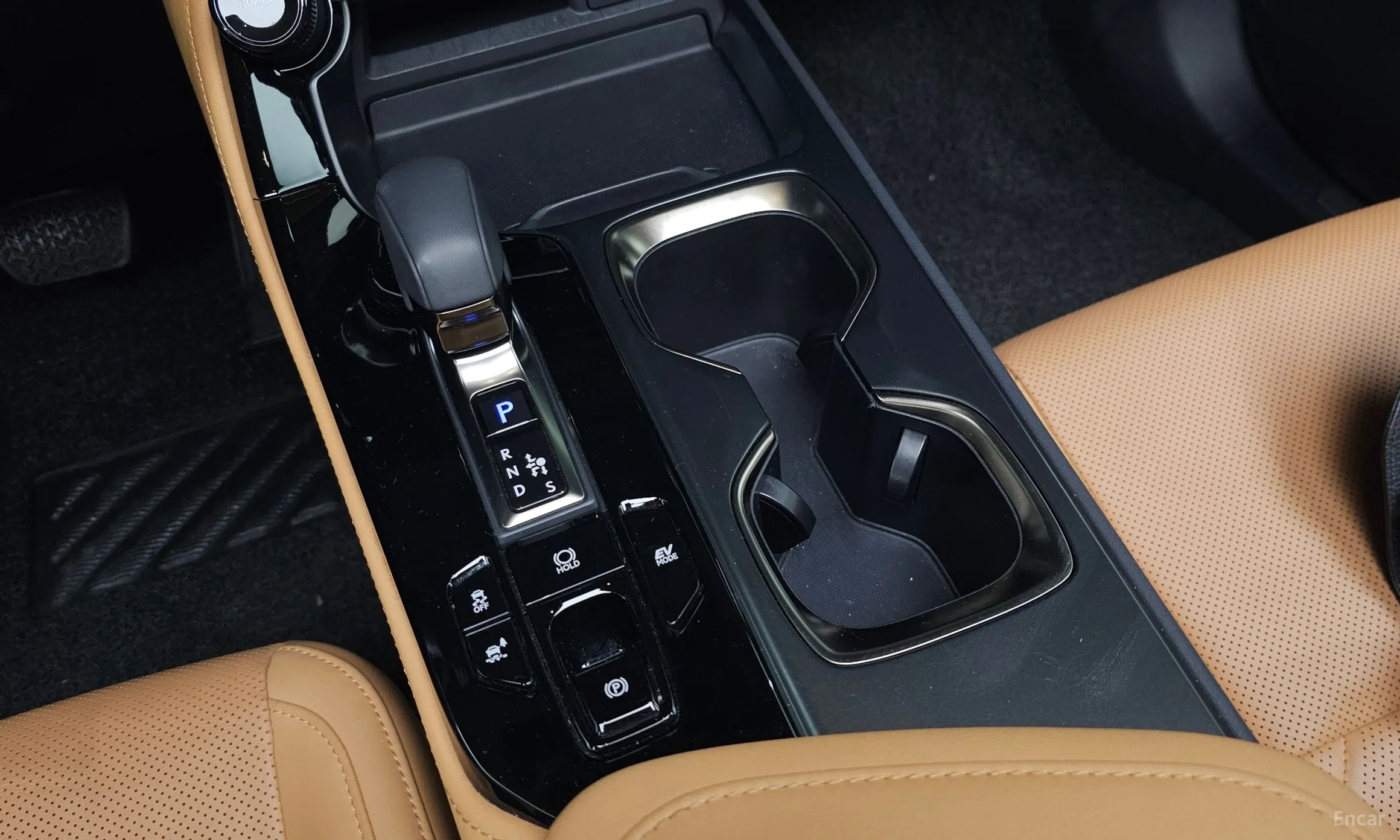 Lexus NX350h Gen 2 превью 9