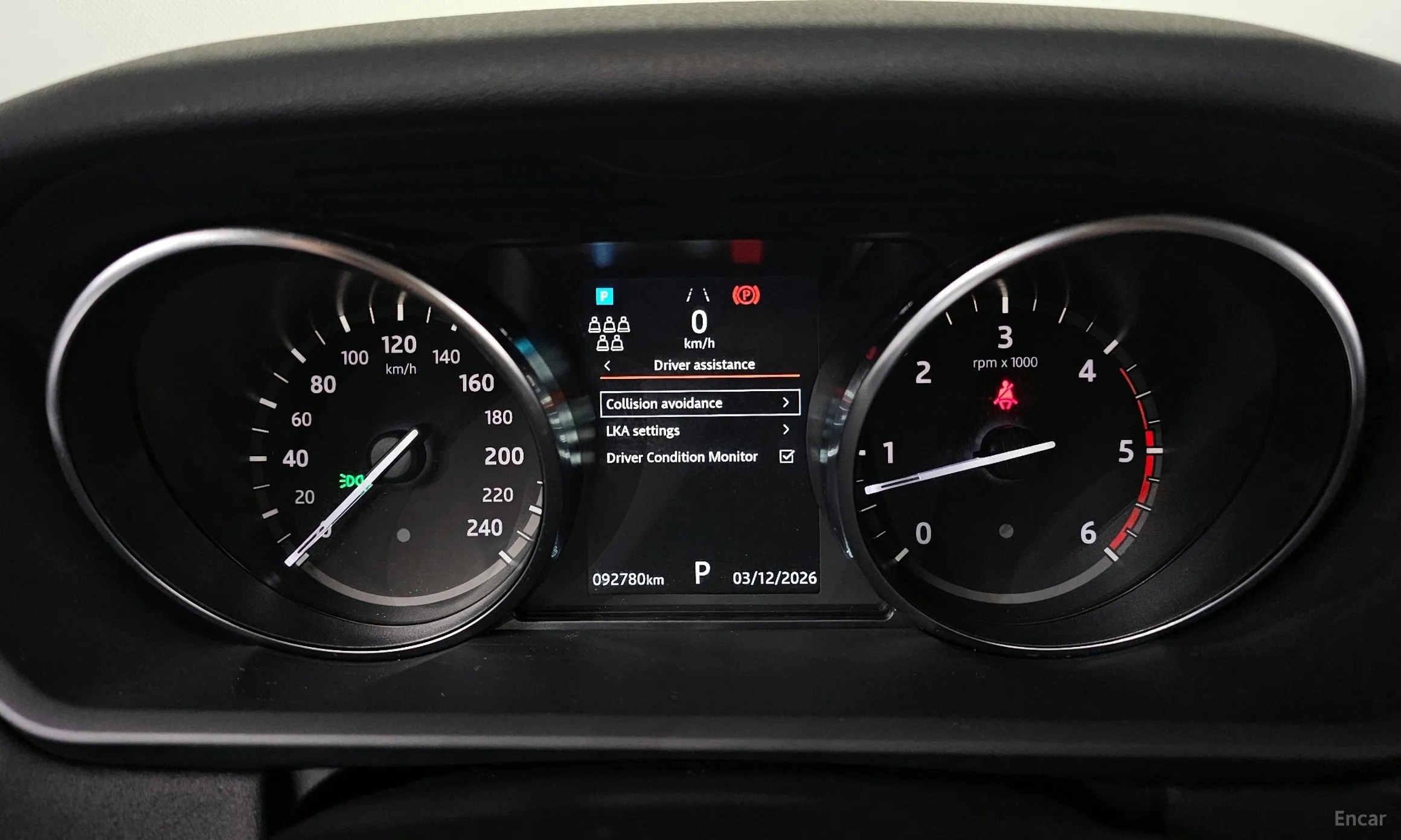 Land Rover Discovery 5 превью 8