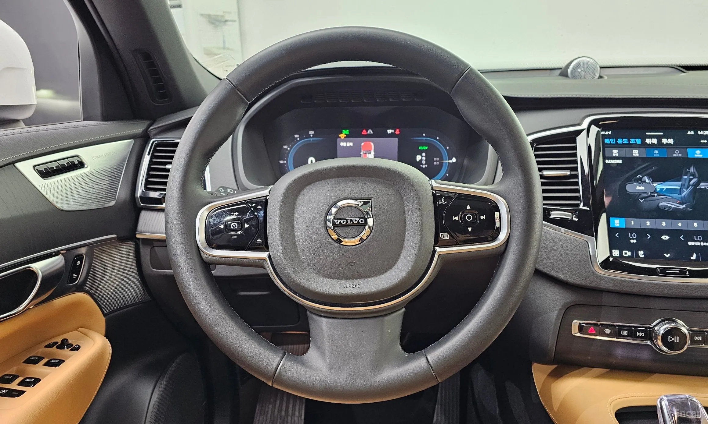 Volvo XC90 Gen 2 превью 13