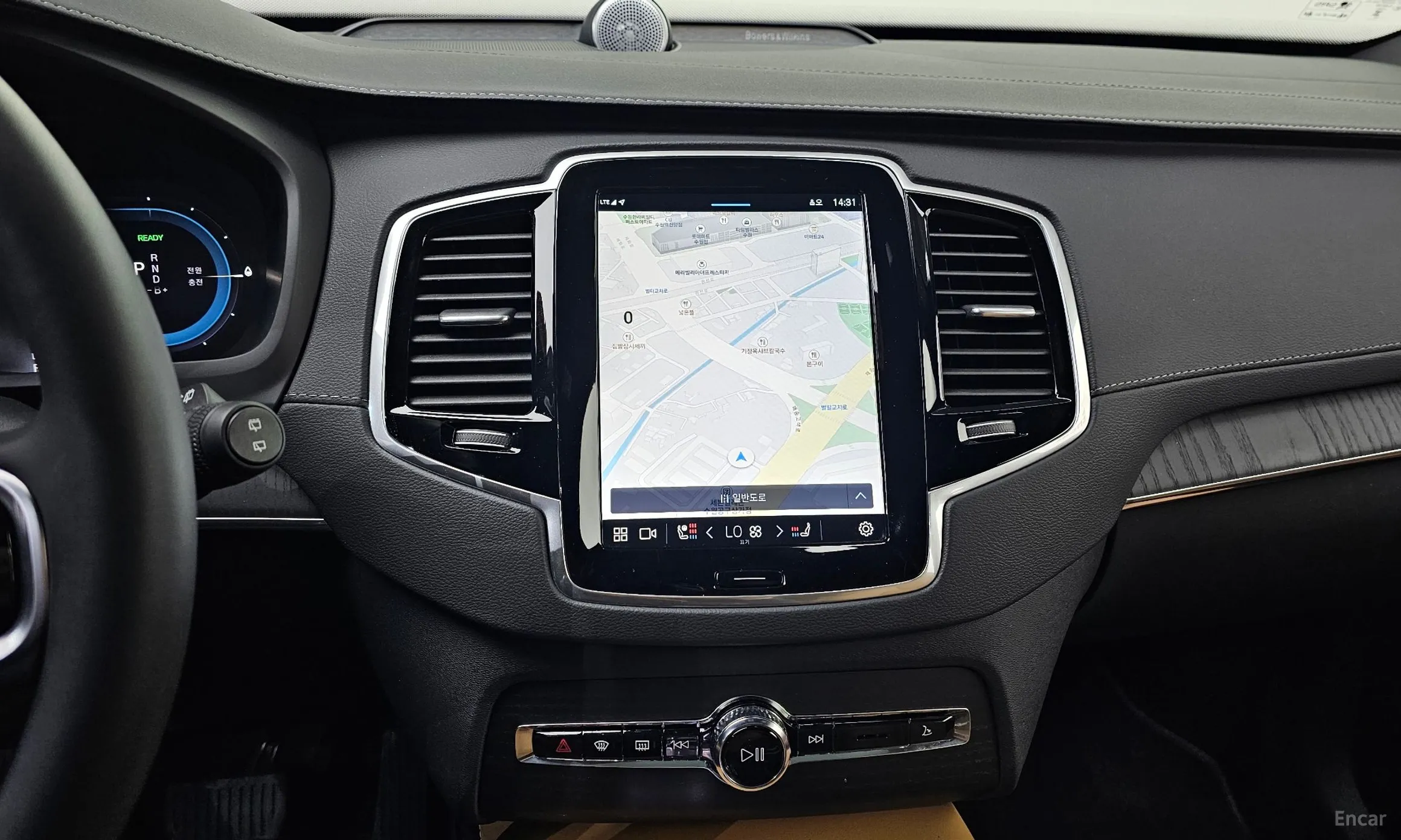 Volvo XC90 Gen 2 превью 14
