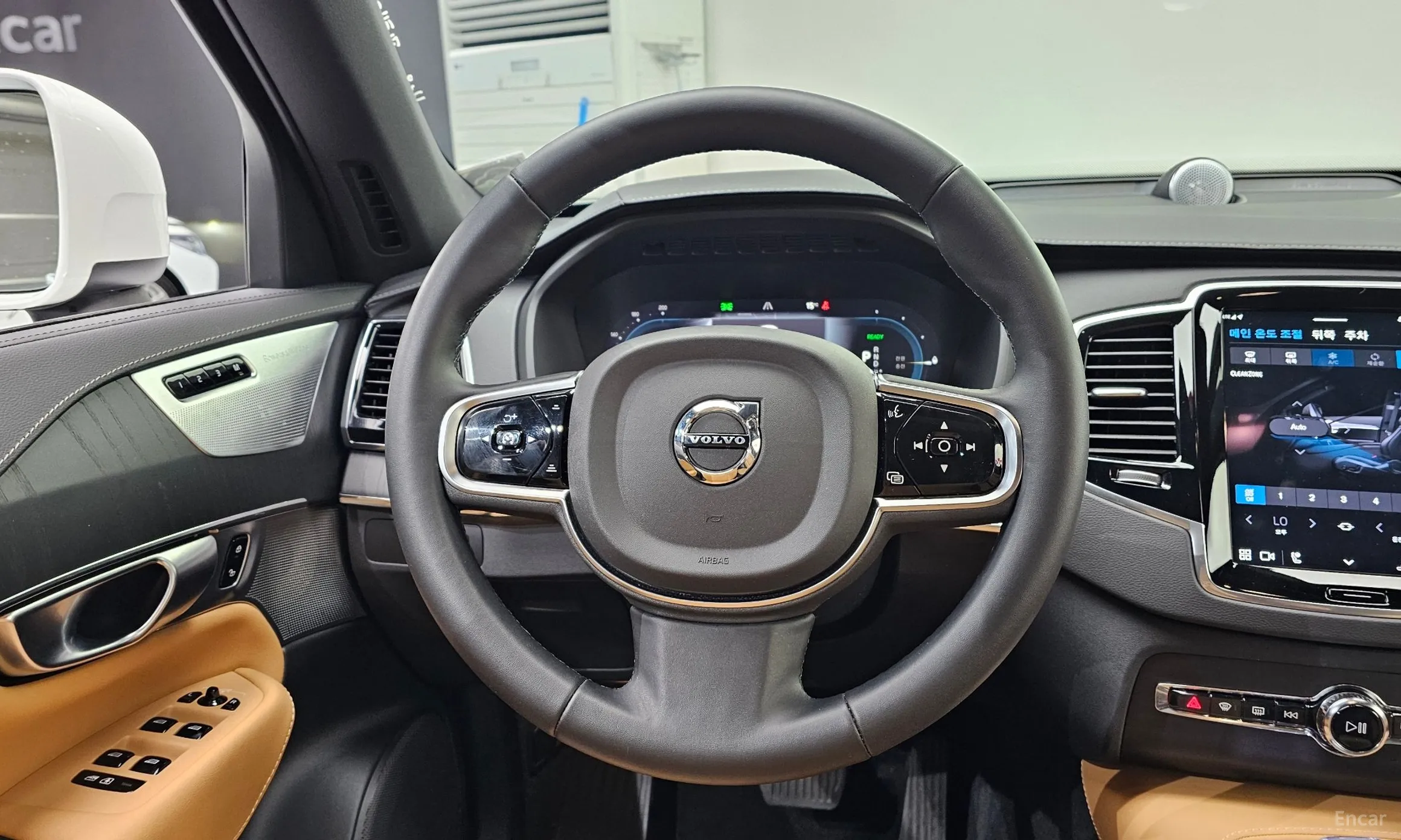 Volvo XC90 Gen 2 превью 13