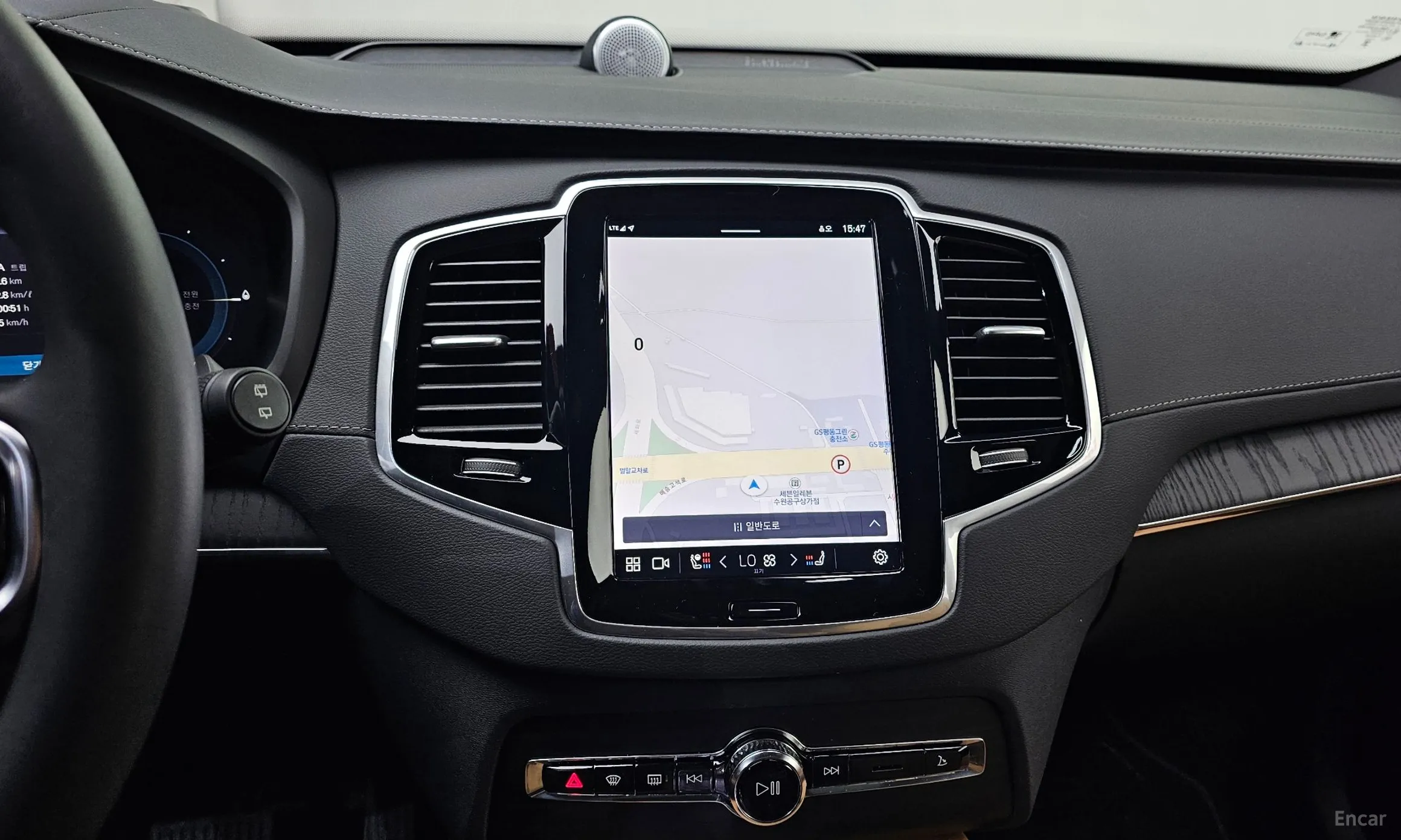 Volvo XC90 Gen 2 превью 14