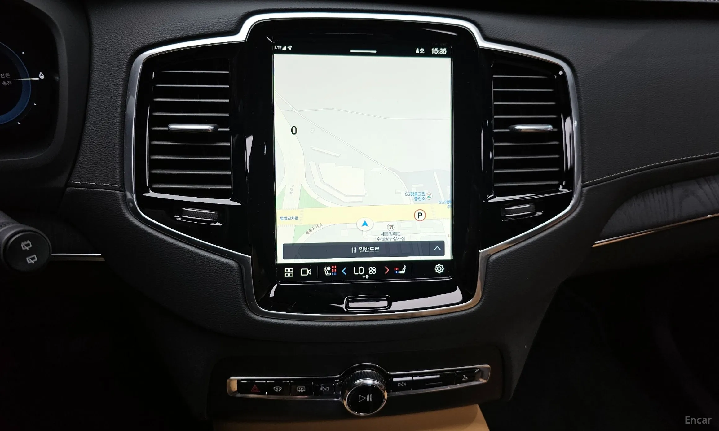 Volvo XC90 Gen 2 превью 15