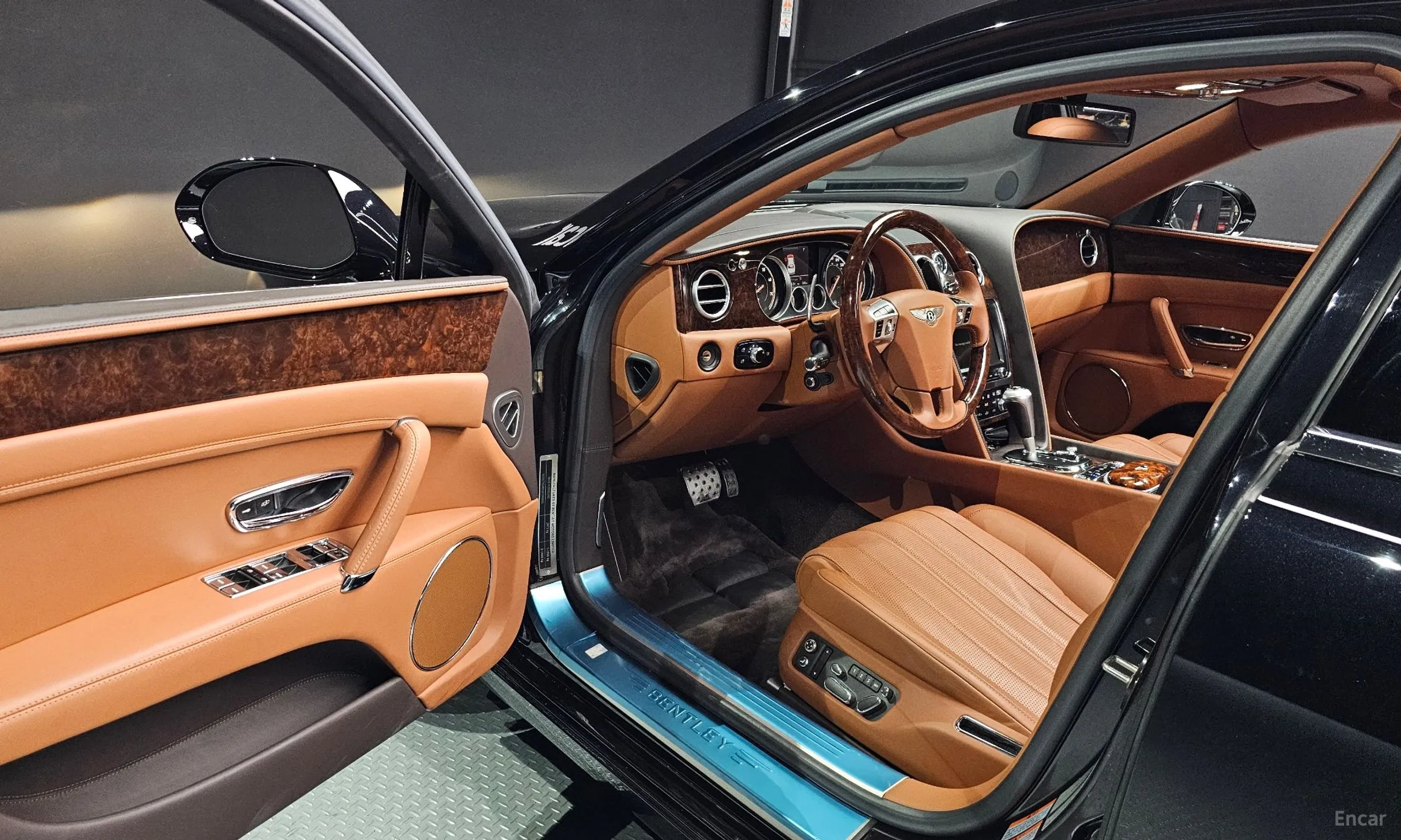 Bentley Flying Spur 2nd Generation превью 12
