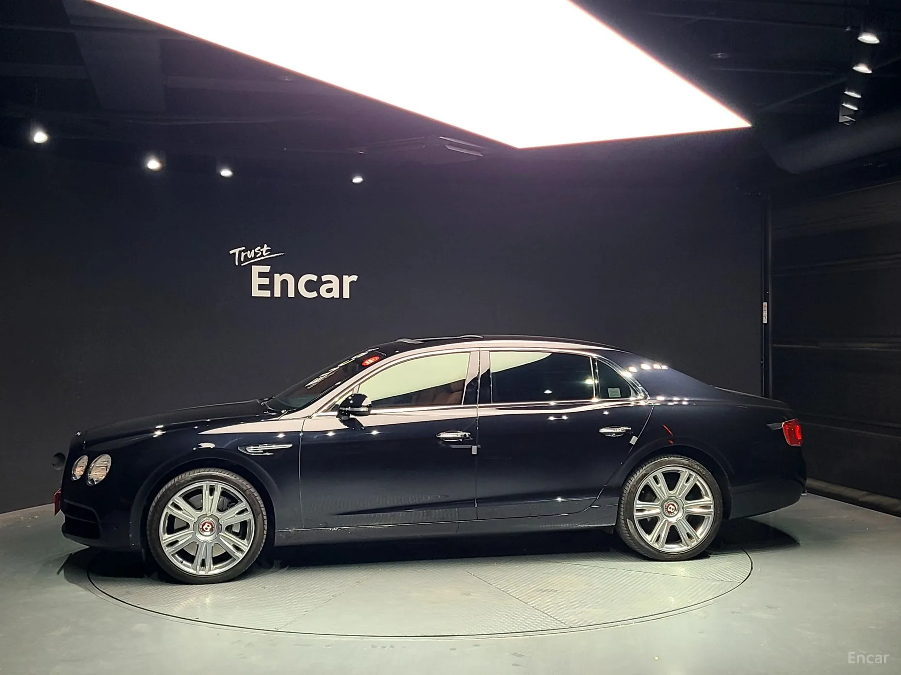Bentley Flying Spur 2nd Generation превью 5