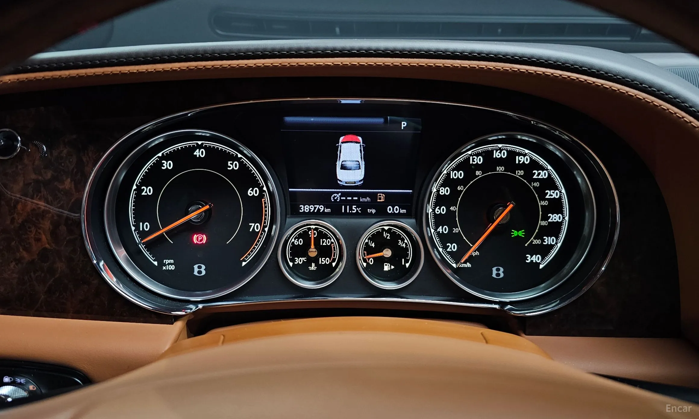 Bentley Flying Spur 2nd Generation превью 8