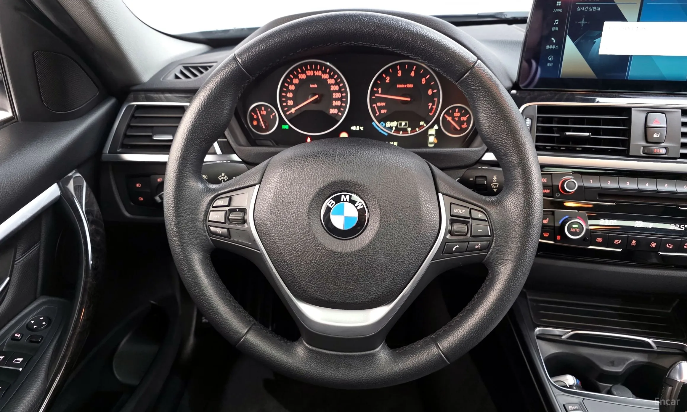BMW 3 Series (F30) превью 13