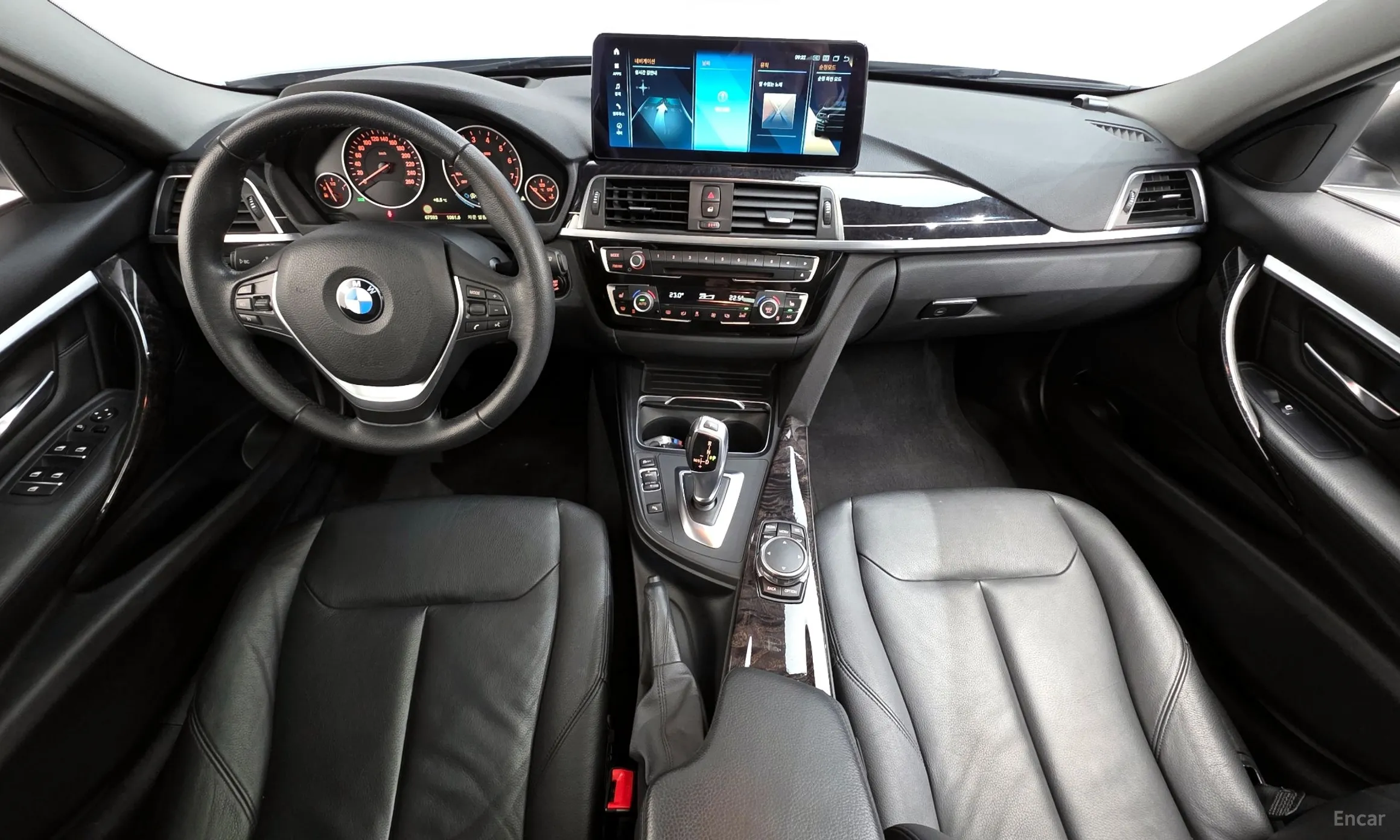 BMW 3 Series (F30) превью 7