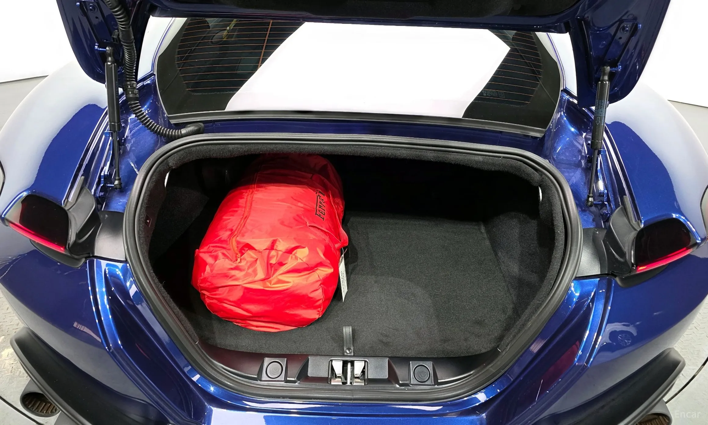 Ferrari rome превью 20