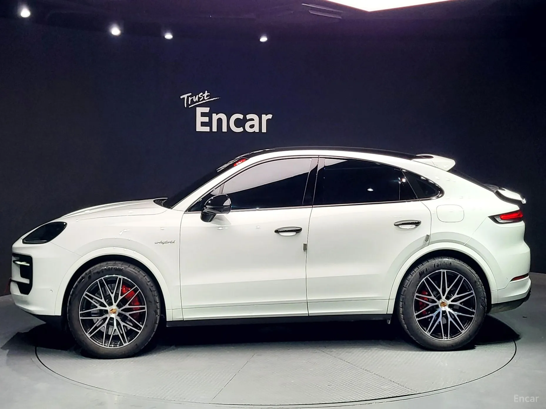 Porsche Cayenne (PO536) превью 5