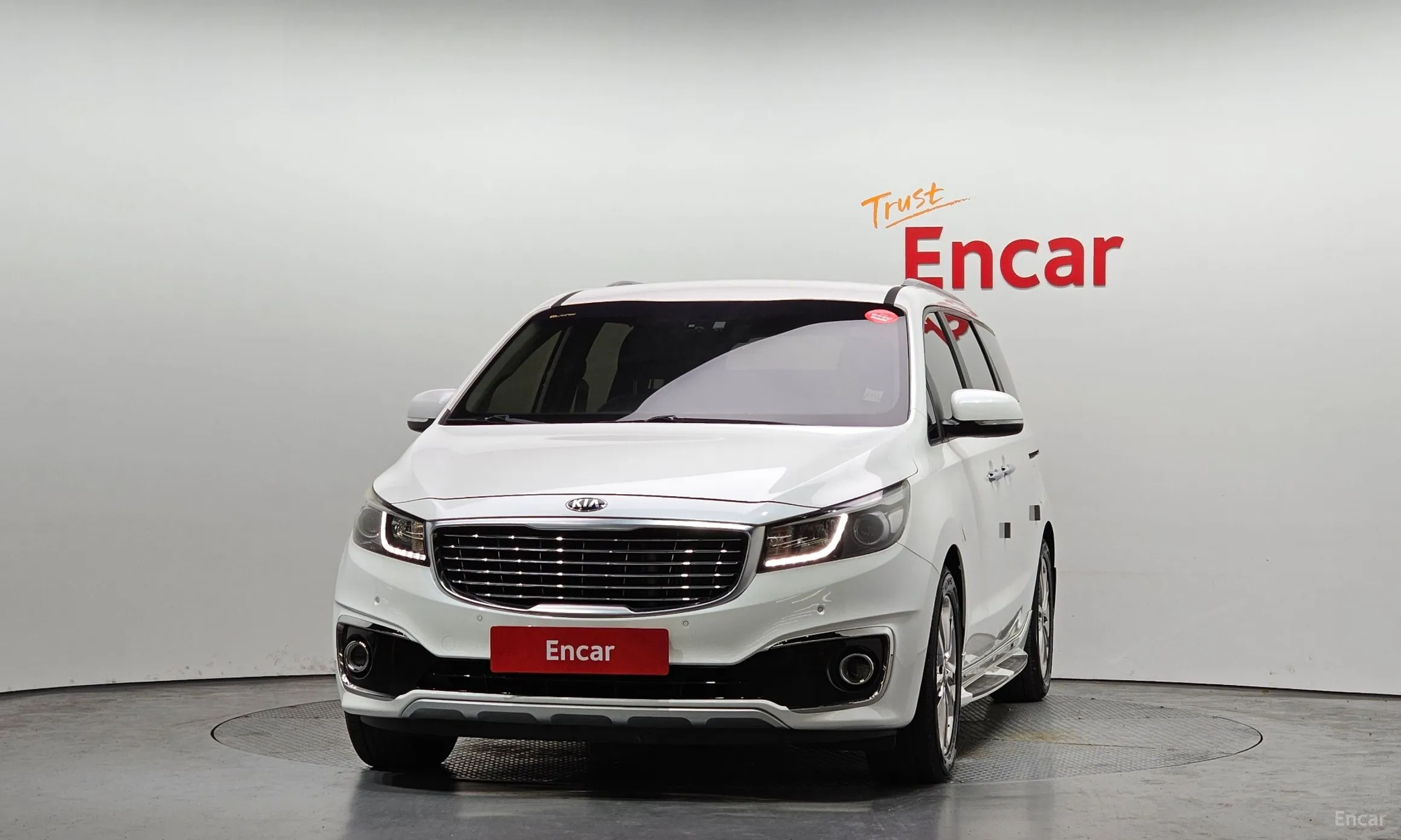 Kia Carnival превью 3