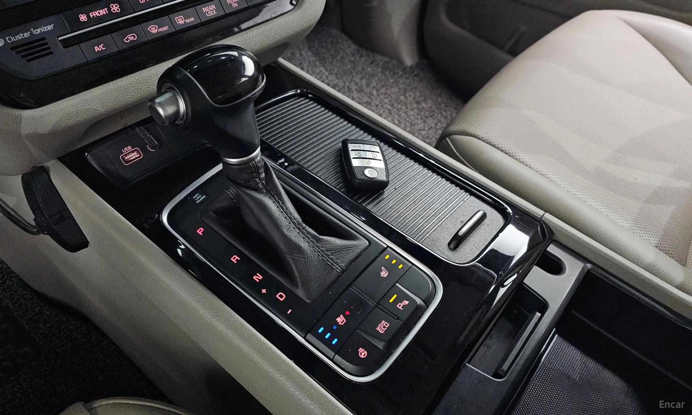 Kia Carnival превью 9