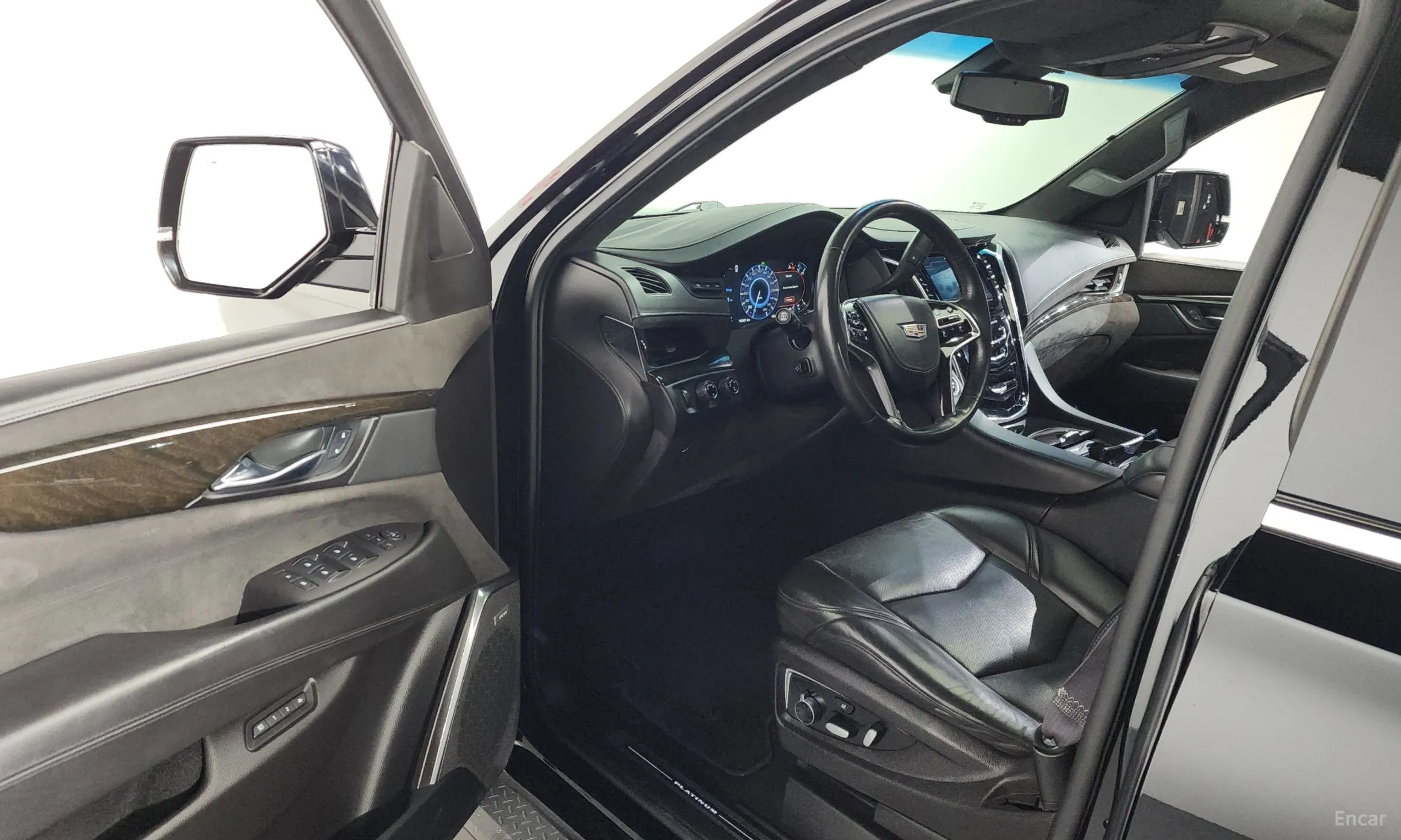 Cadillac Escalade превью 10