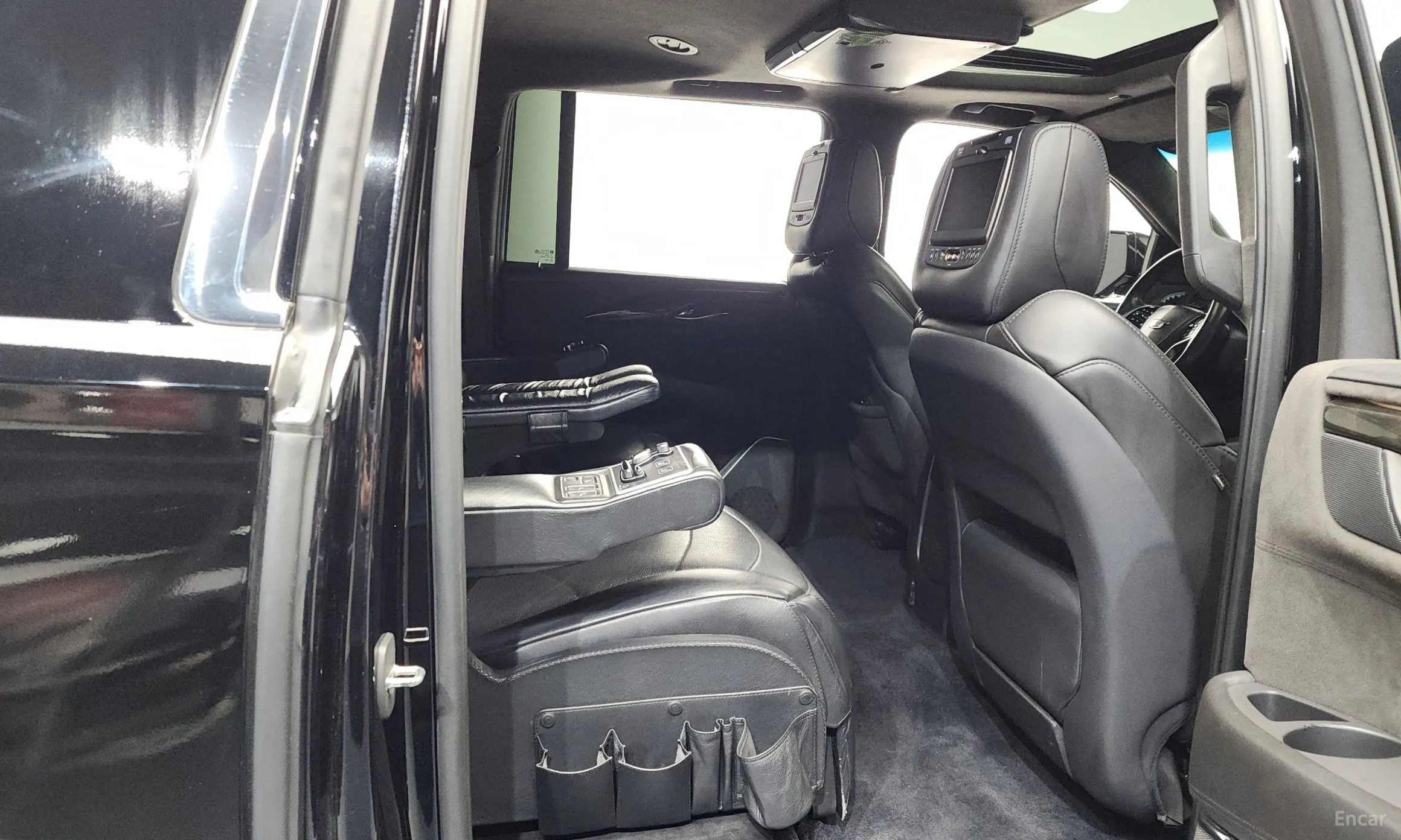 Cadillac Escalade превью 12