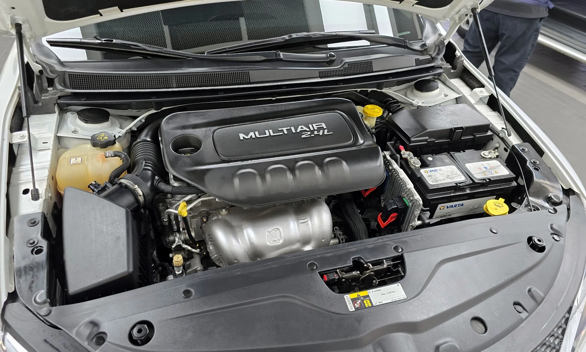 Chrysler 200 Second generation превью 6