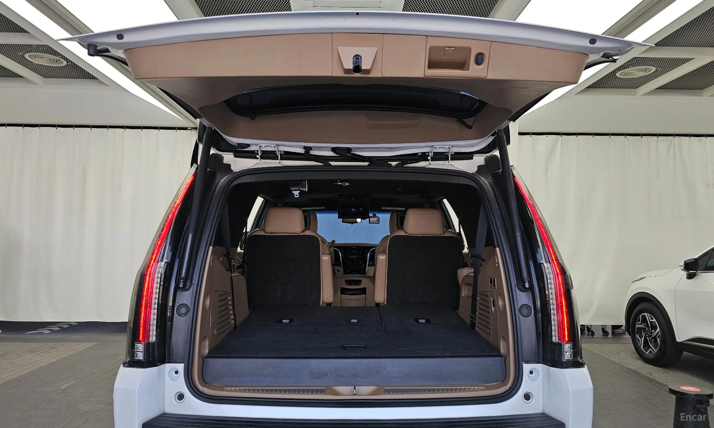Cadillac Escalade превью 20