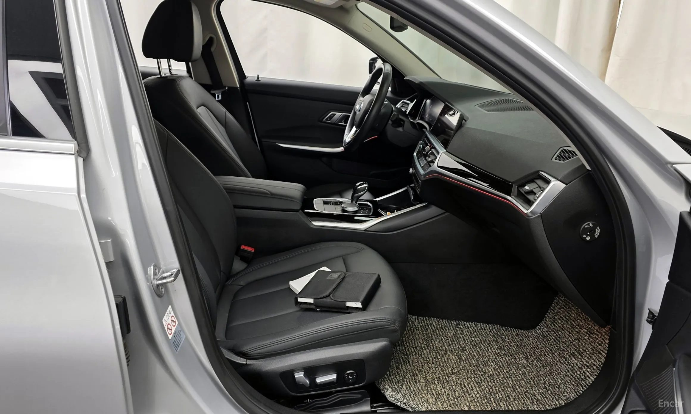BMW 3 Series (G20) превью 11