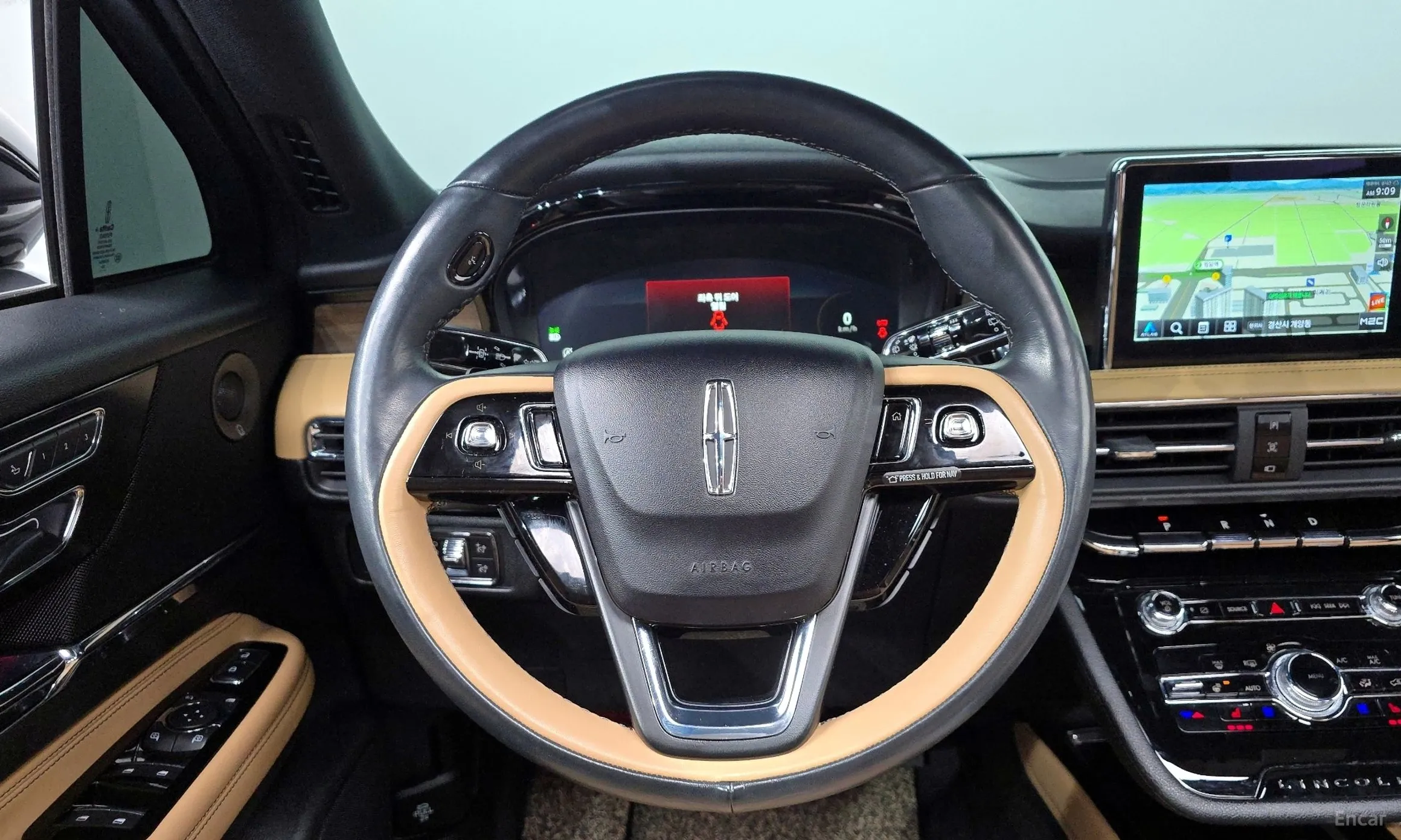 Lincoln Corsair превью 13