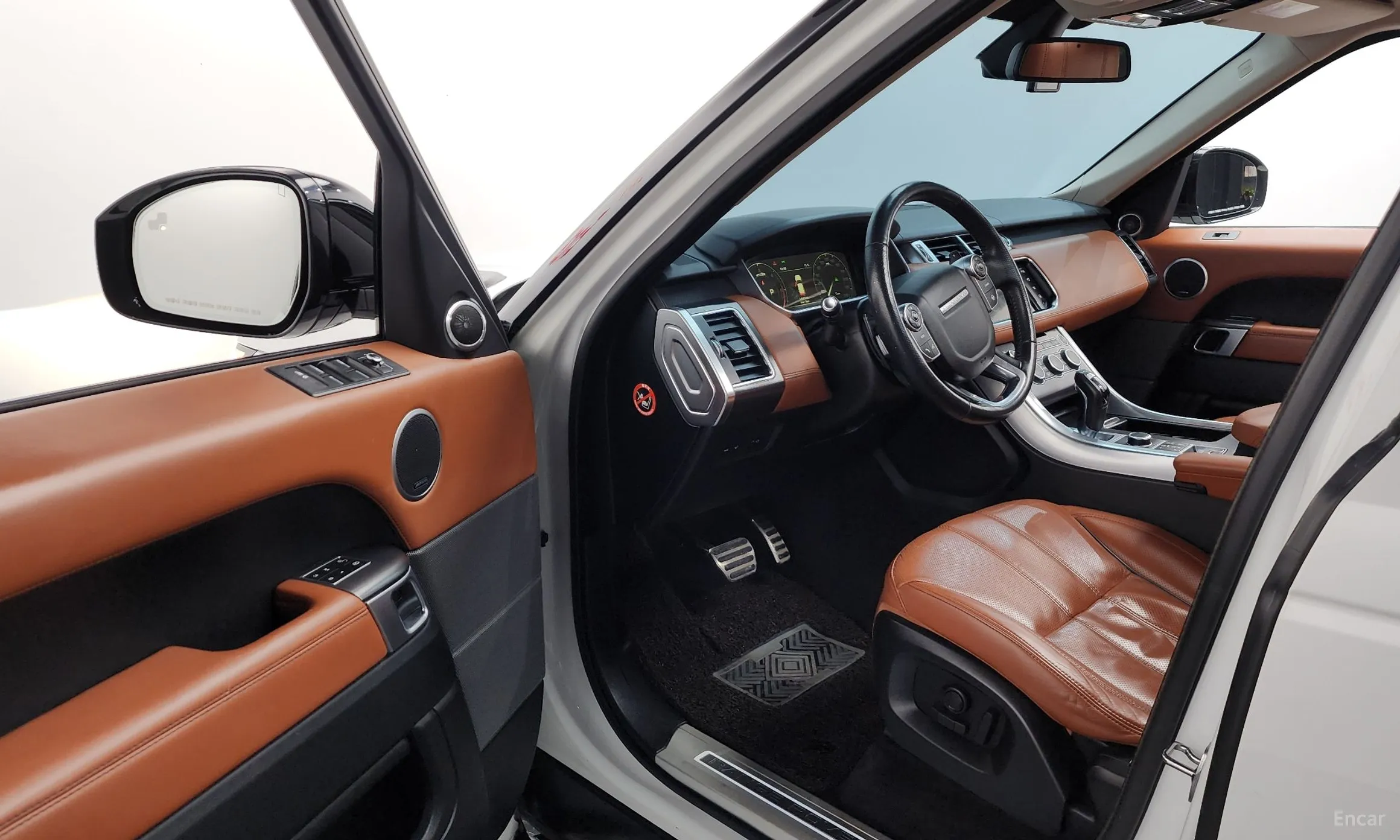 Land Rover Range Rover Sport 2nd Generation превью 10