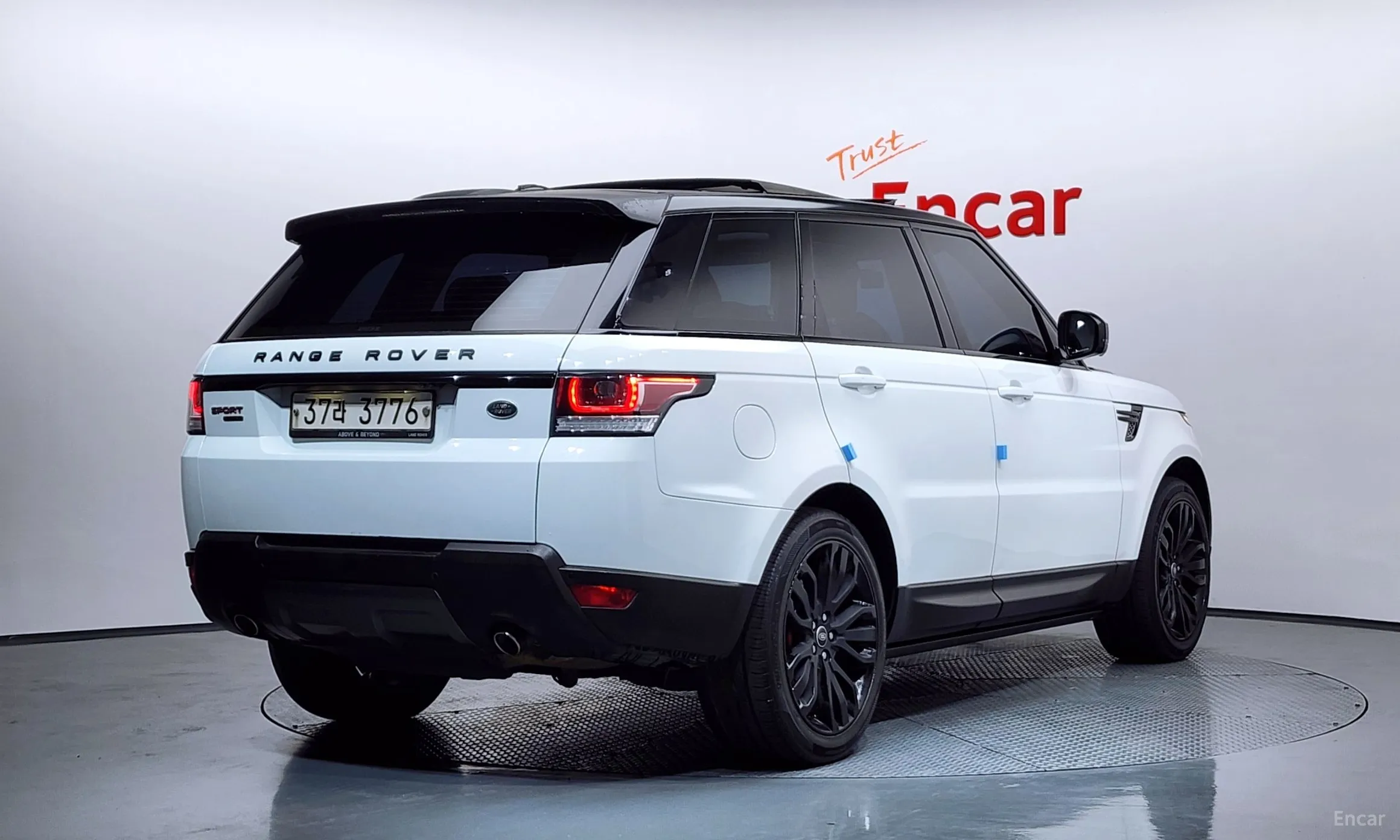 Land Rover Range Rover Sport 2nd Generation