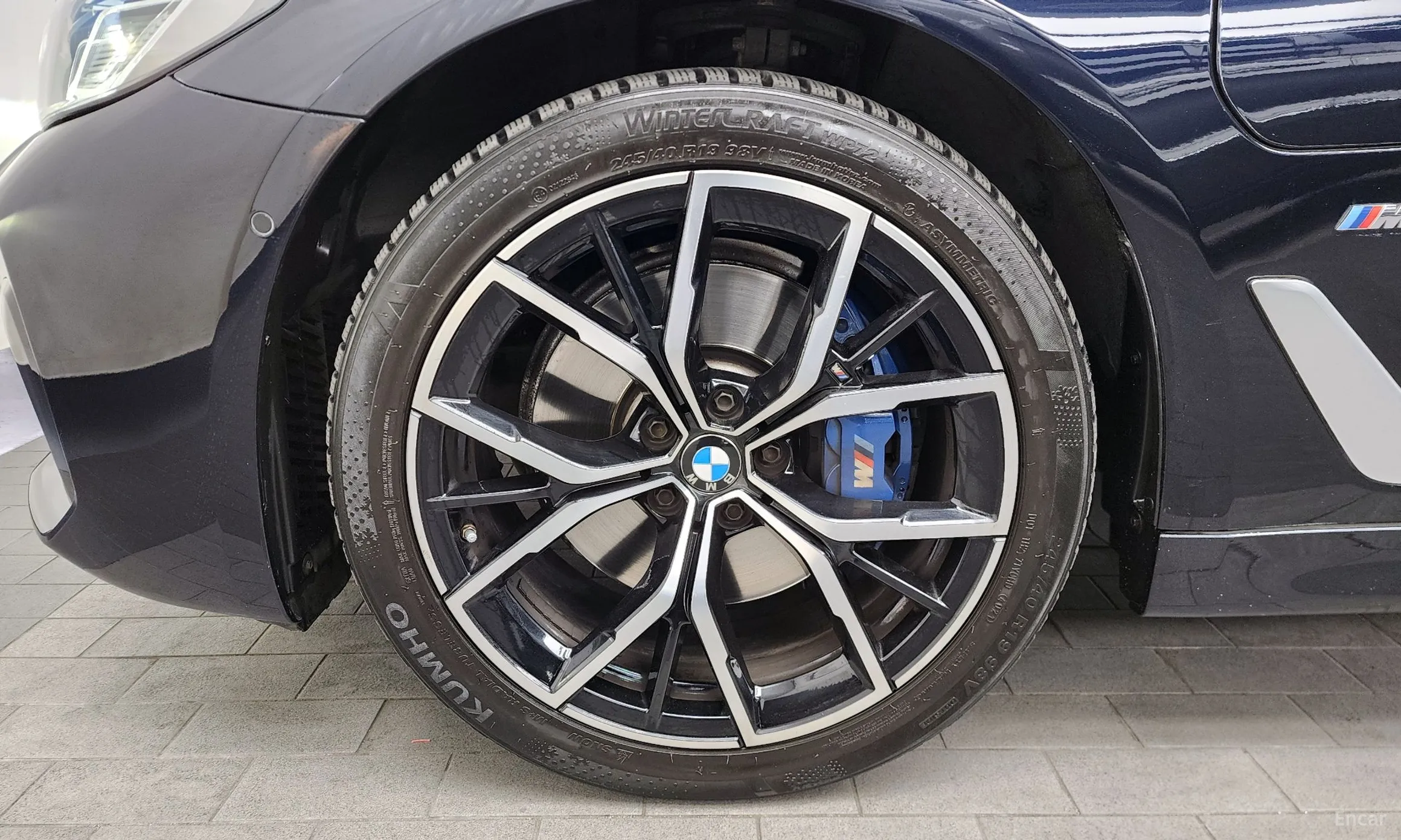 BMW 5 Series (G30) превью 5