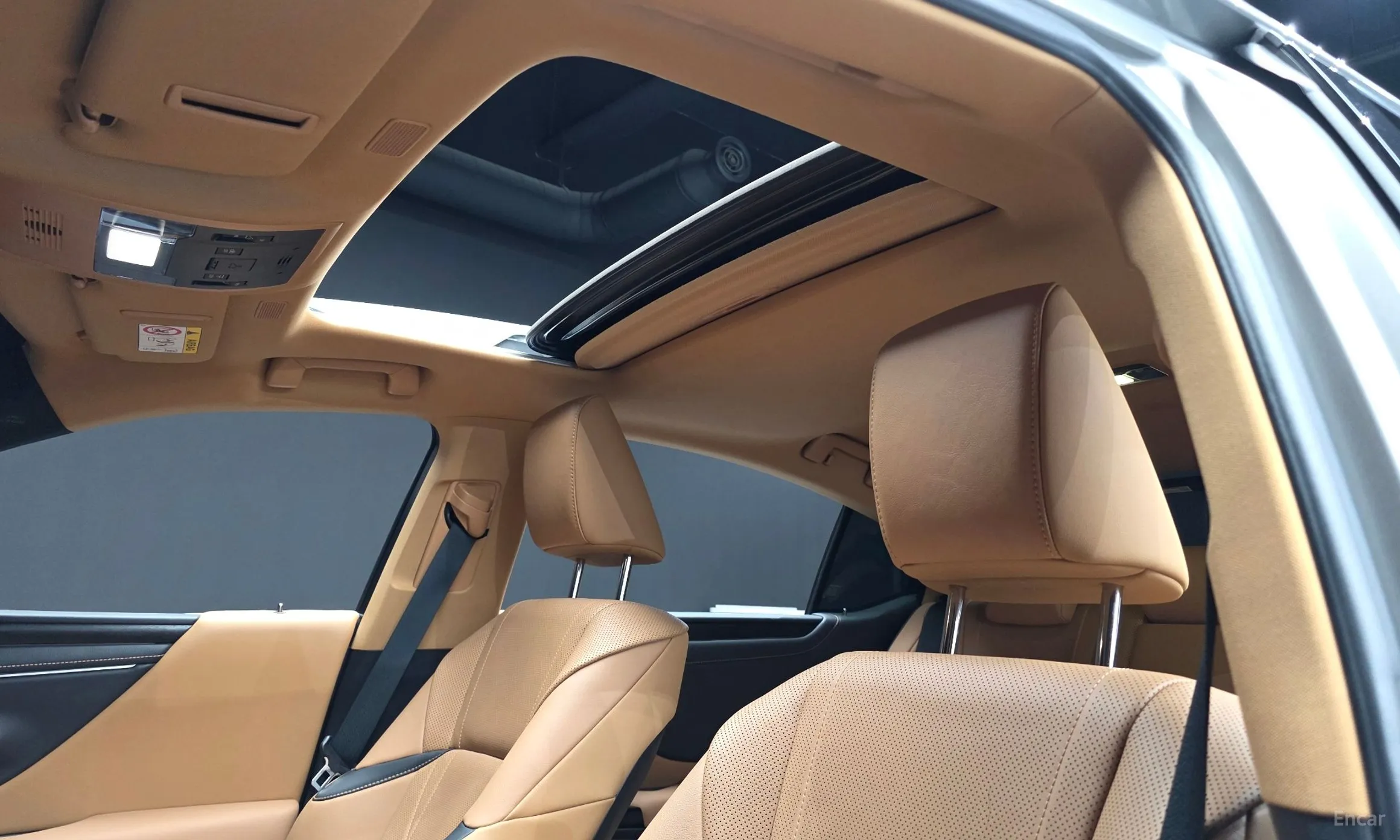 Lexus ES300h 7th Generation превью 14