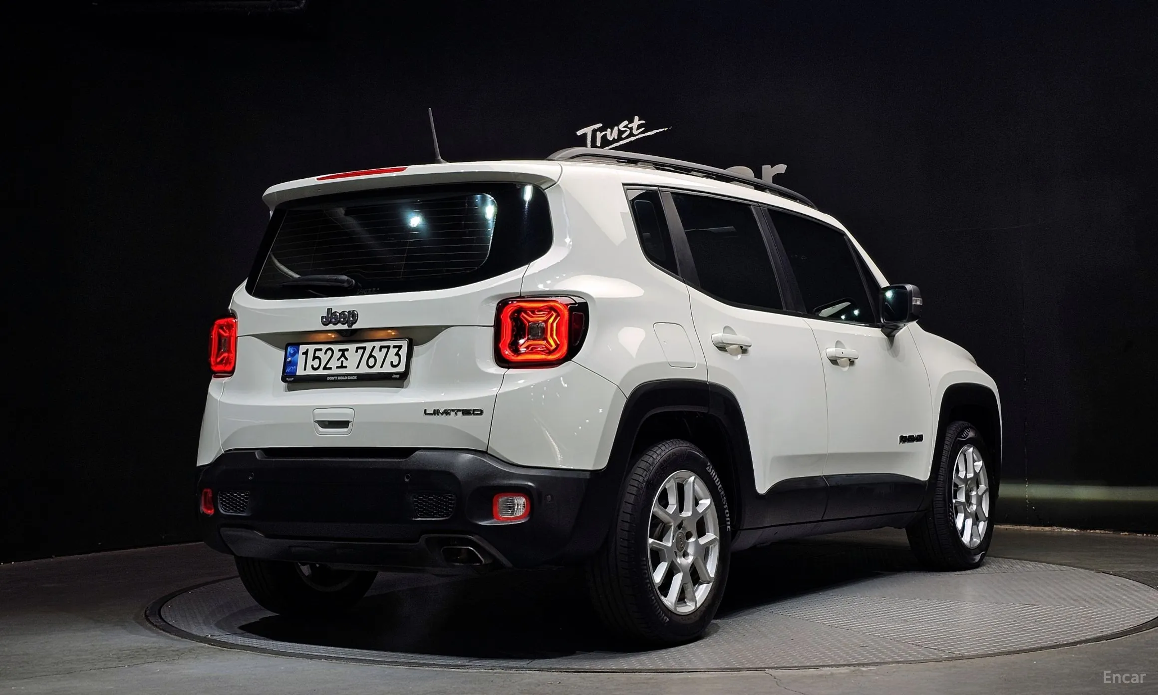 Jeep Renegade превью 2