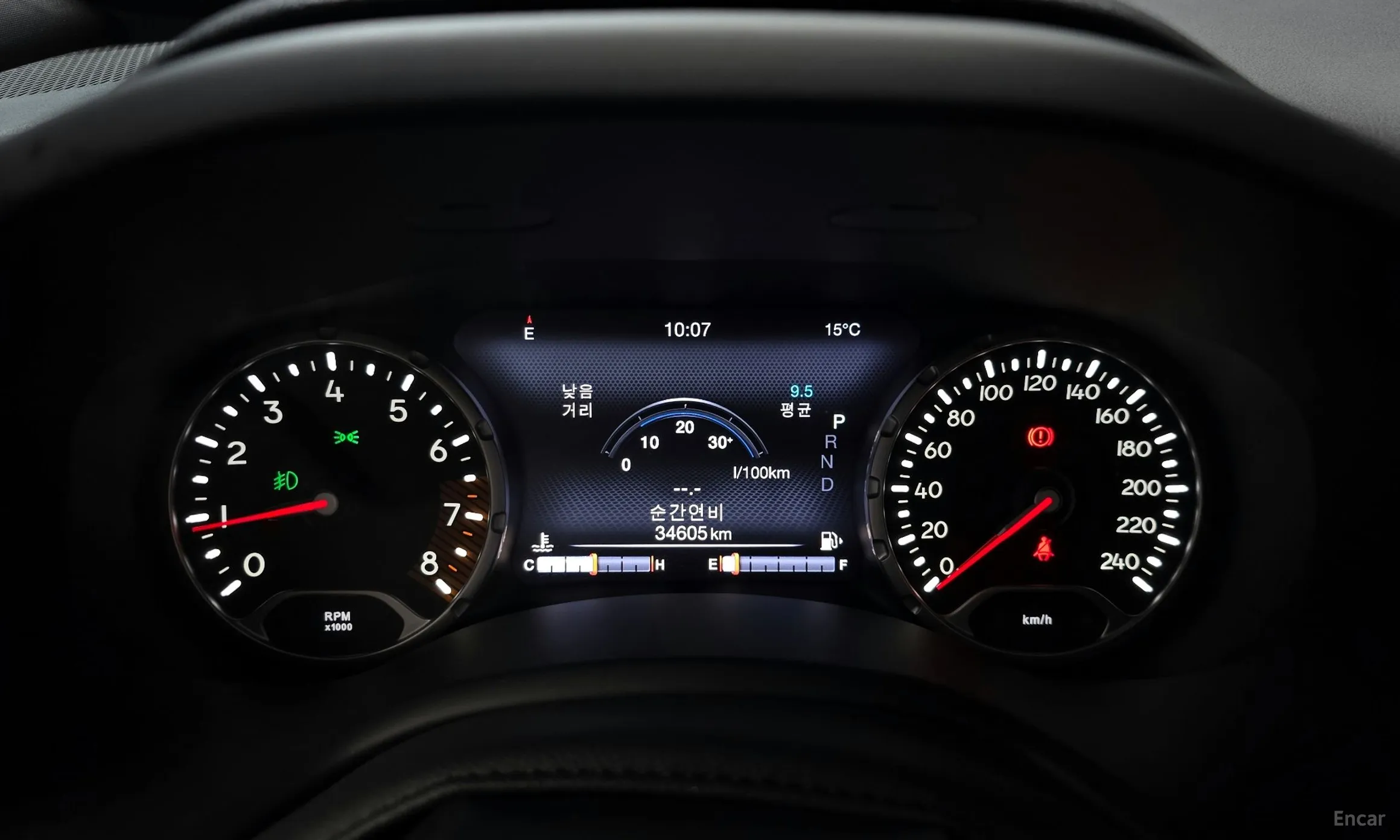 Jeep Renegade превью 8