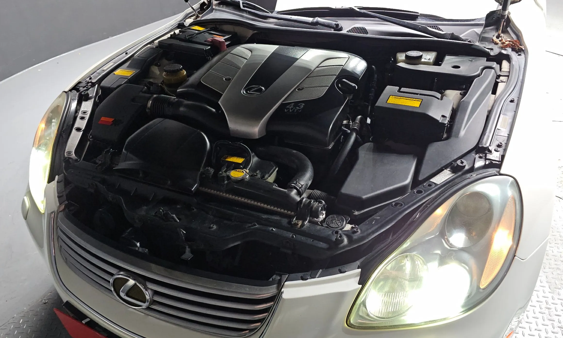Lexus SC430 превью 6