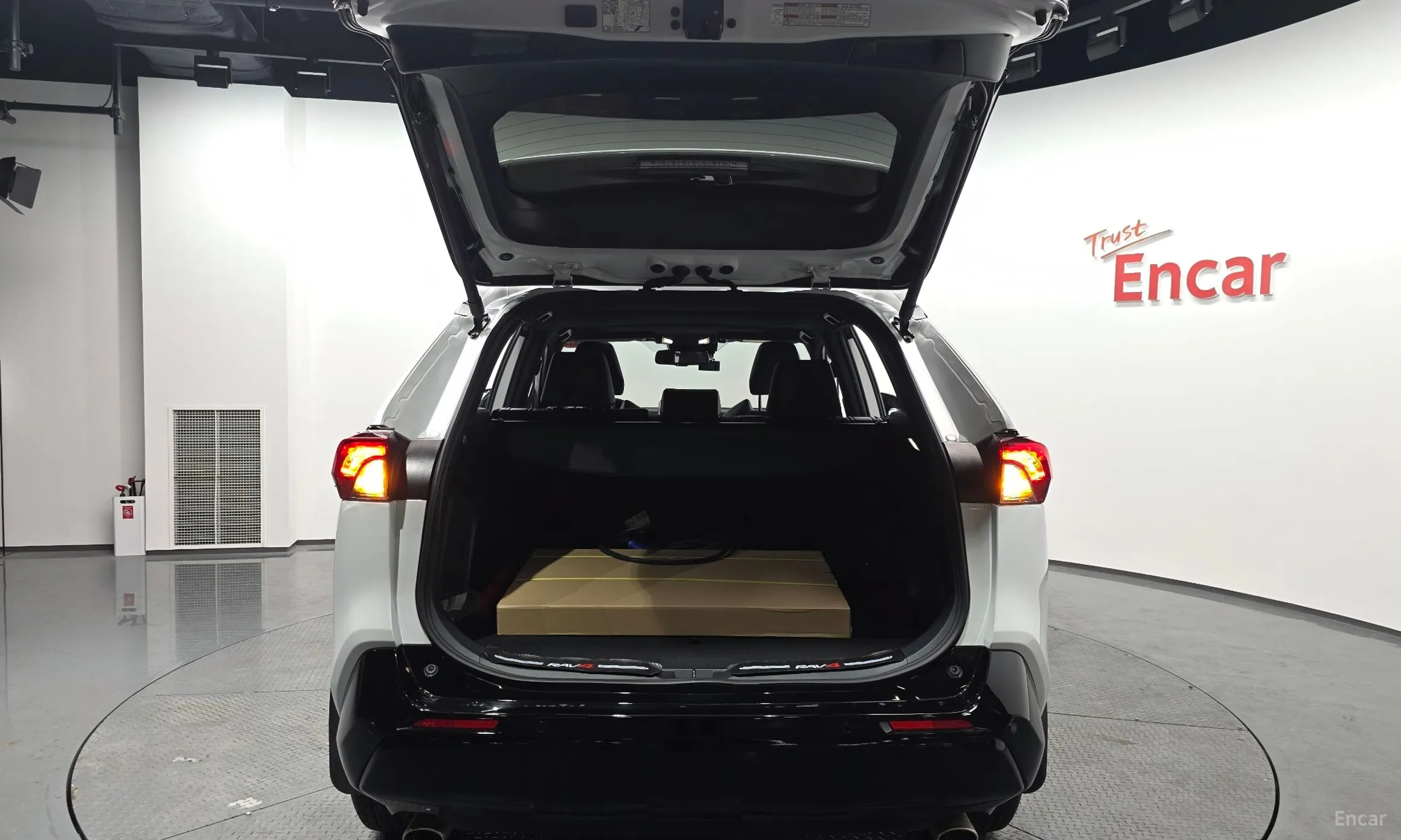 Toyota RAV4 5th Generation превью 20