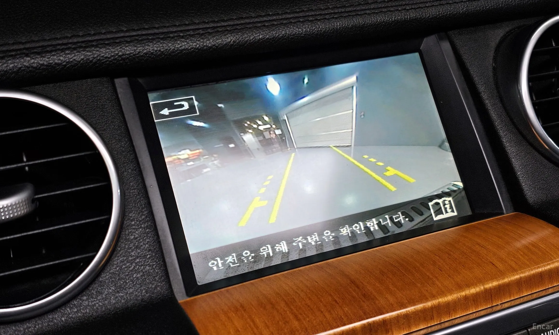 Land Rover Discovery 4 превью 16