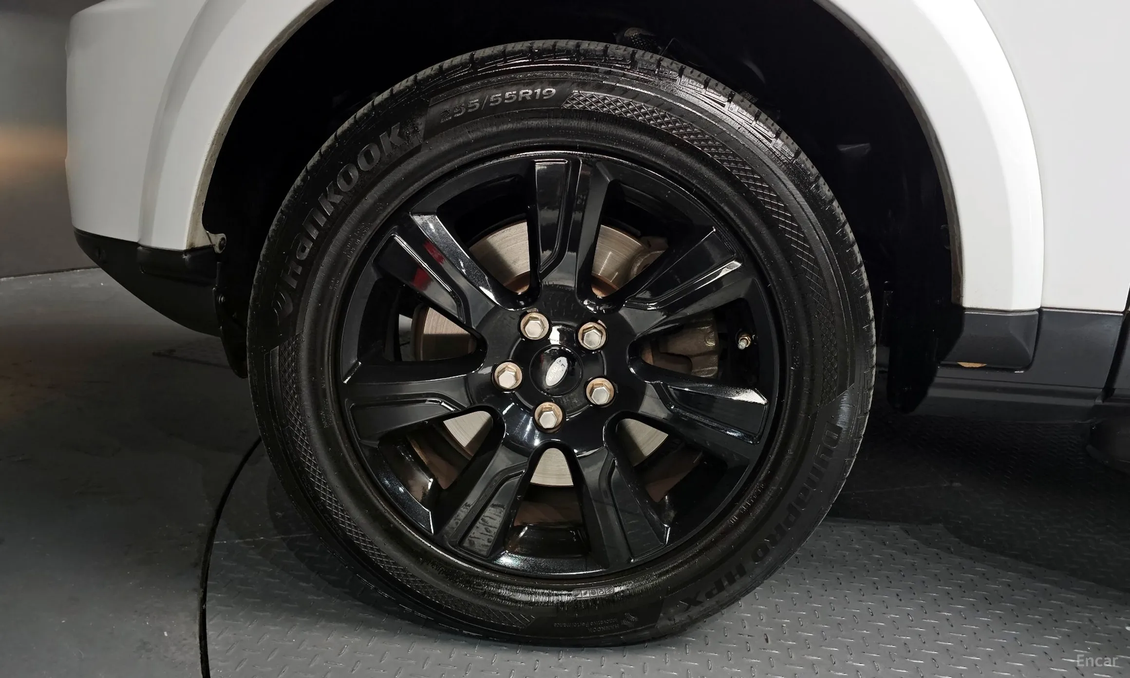 Land Rover Discovery 4 превью 5
