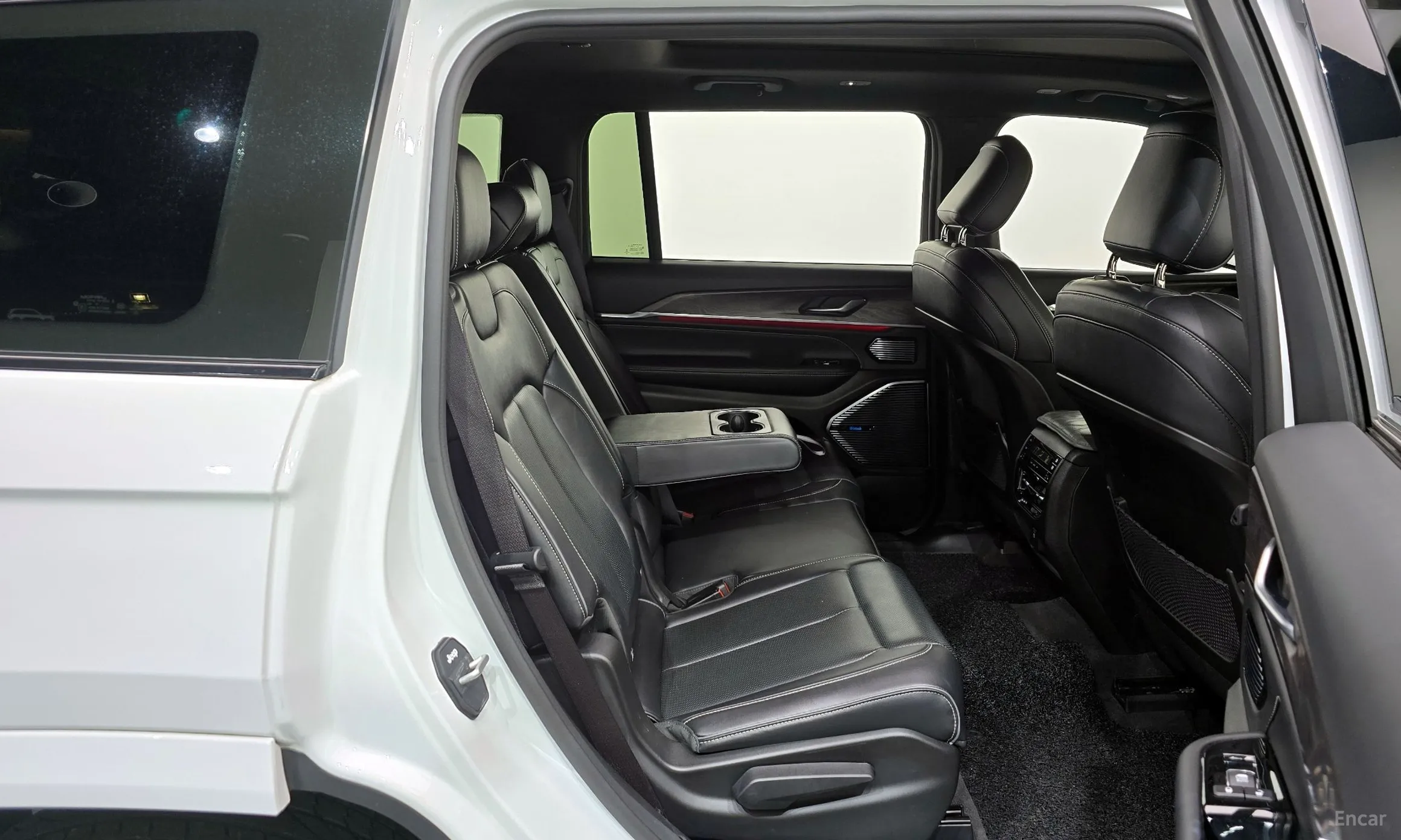 Jeep Grand Cherokee (WL) превью 12